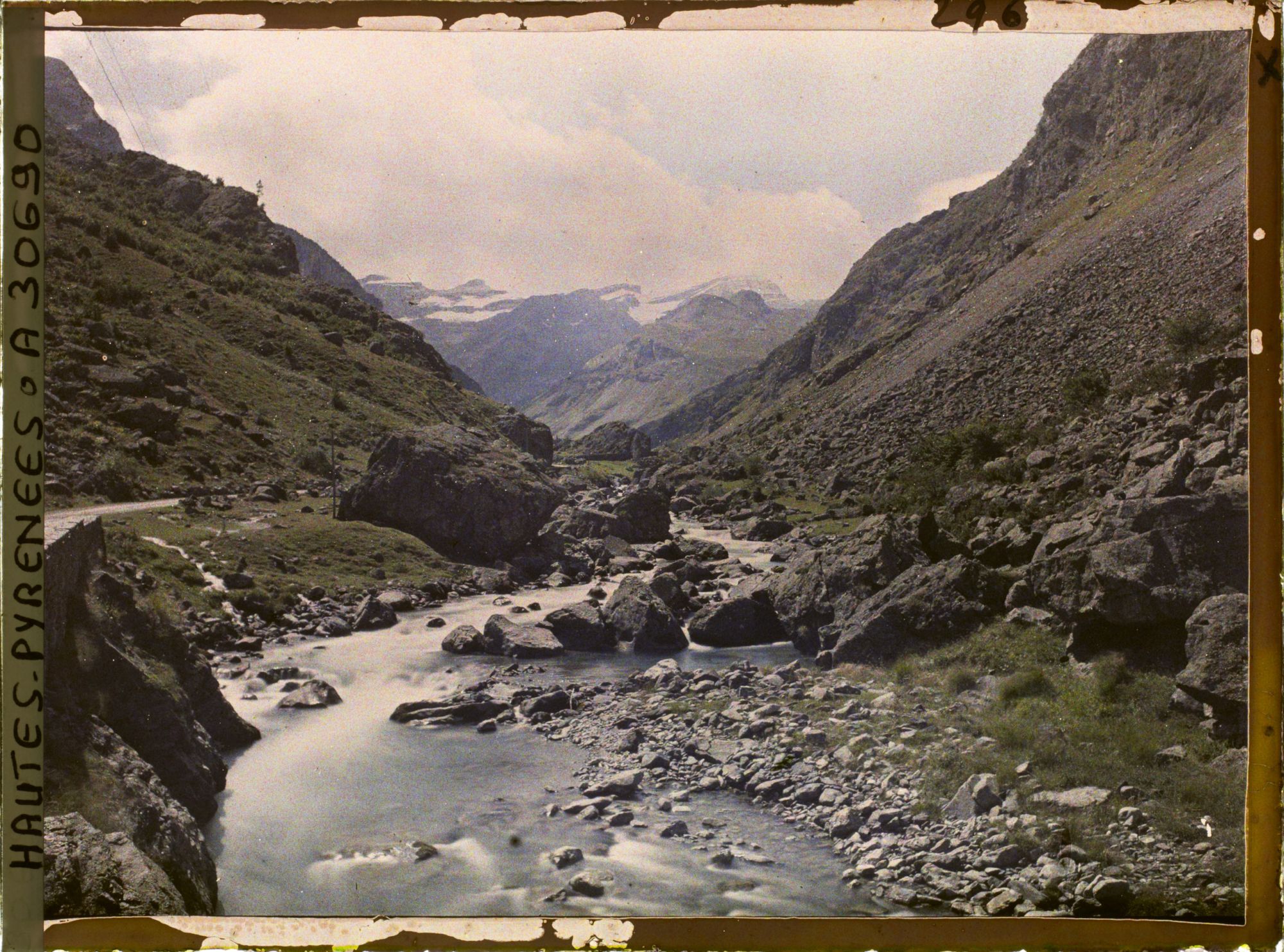 Image représentant France, Le Gave