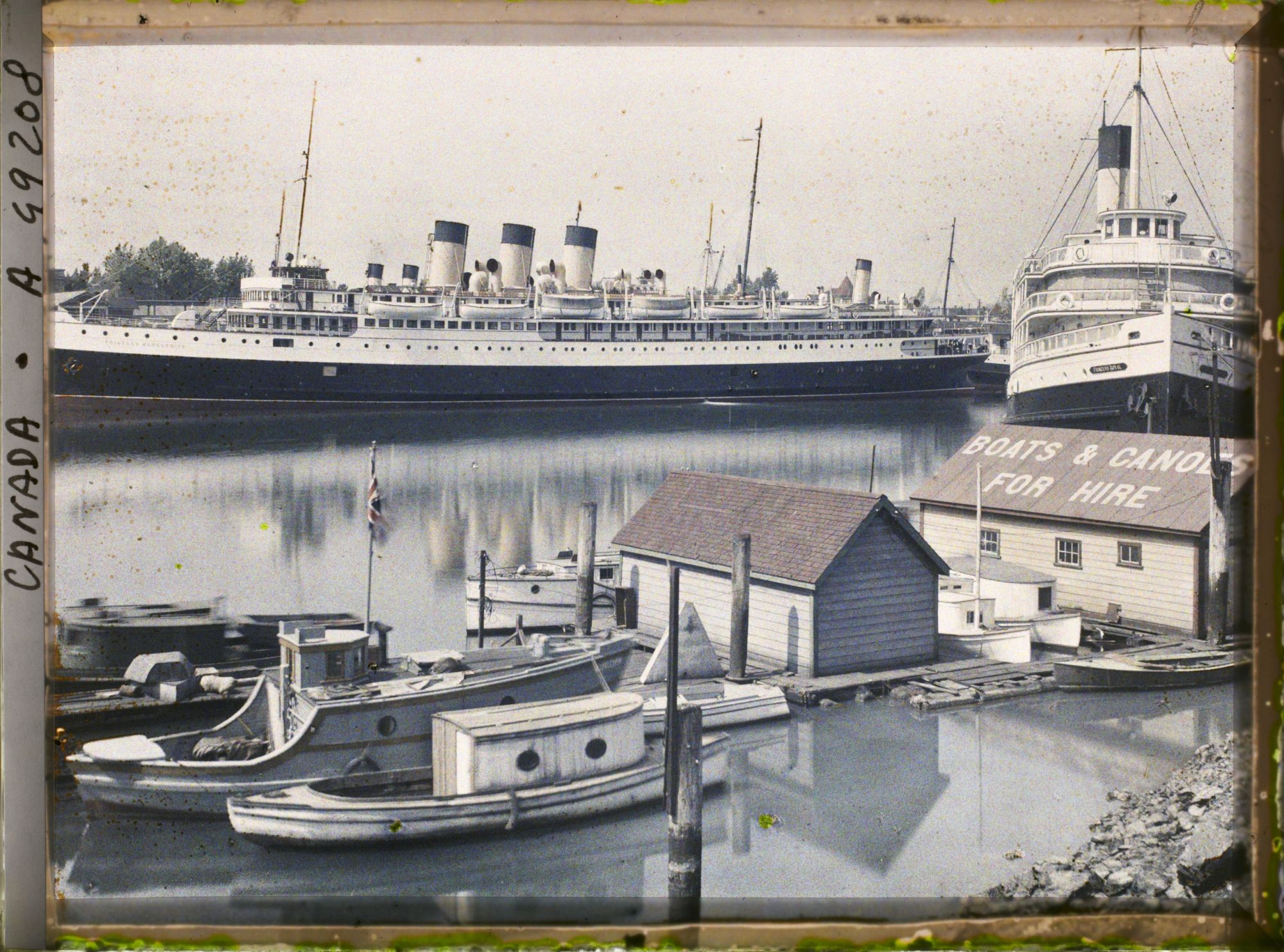 Image représentant Canada, Victoria, Un coin du Port