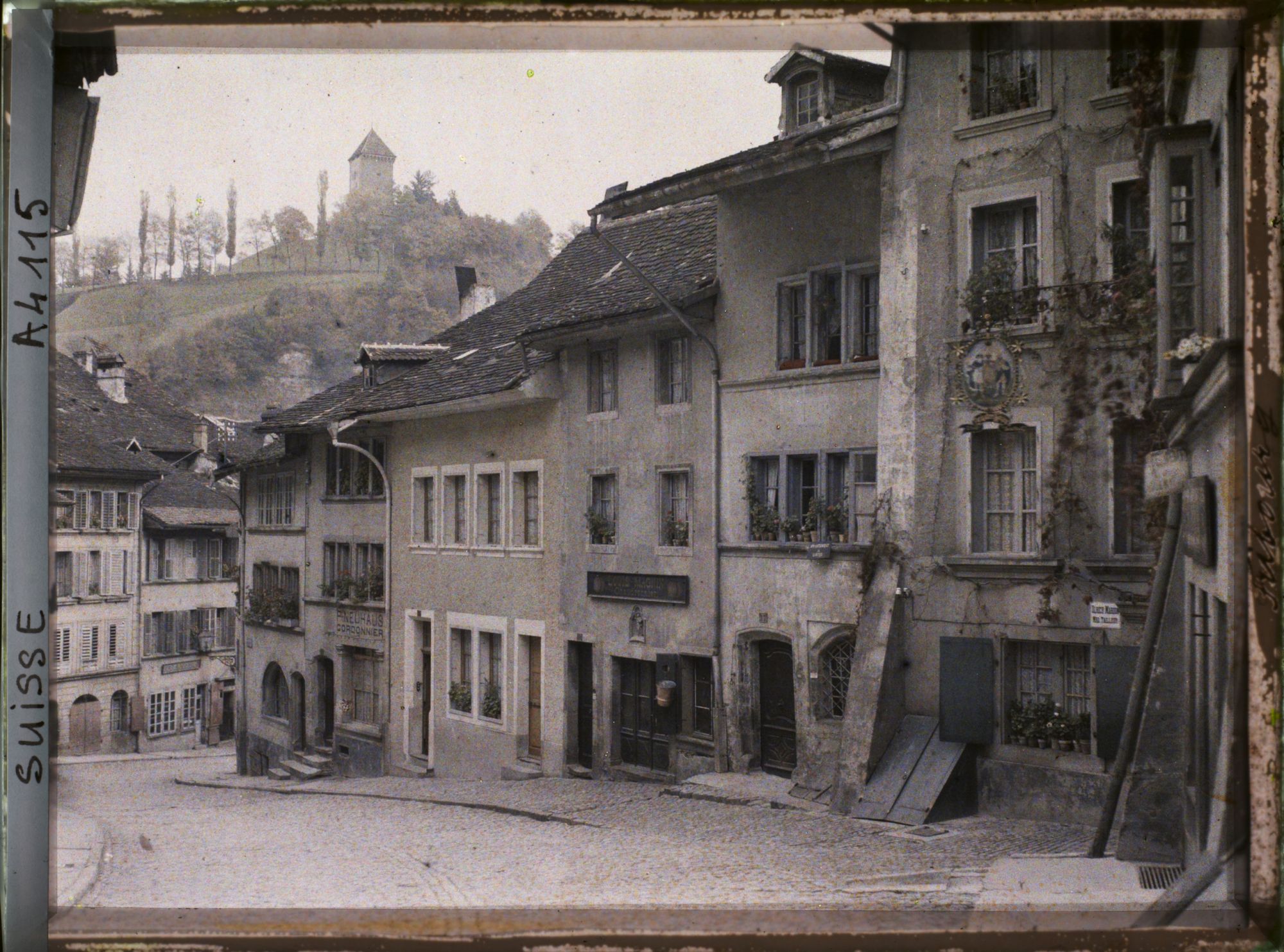 Image représentant La rue de la Samaritaine et la tour de Dürrenbühl