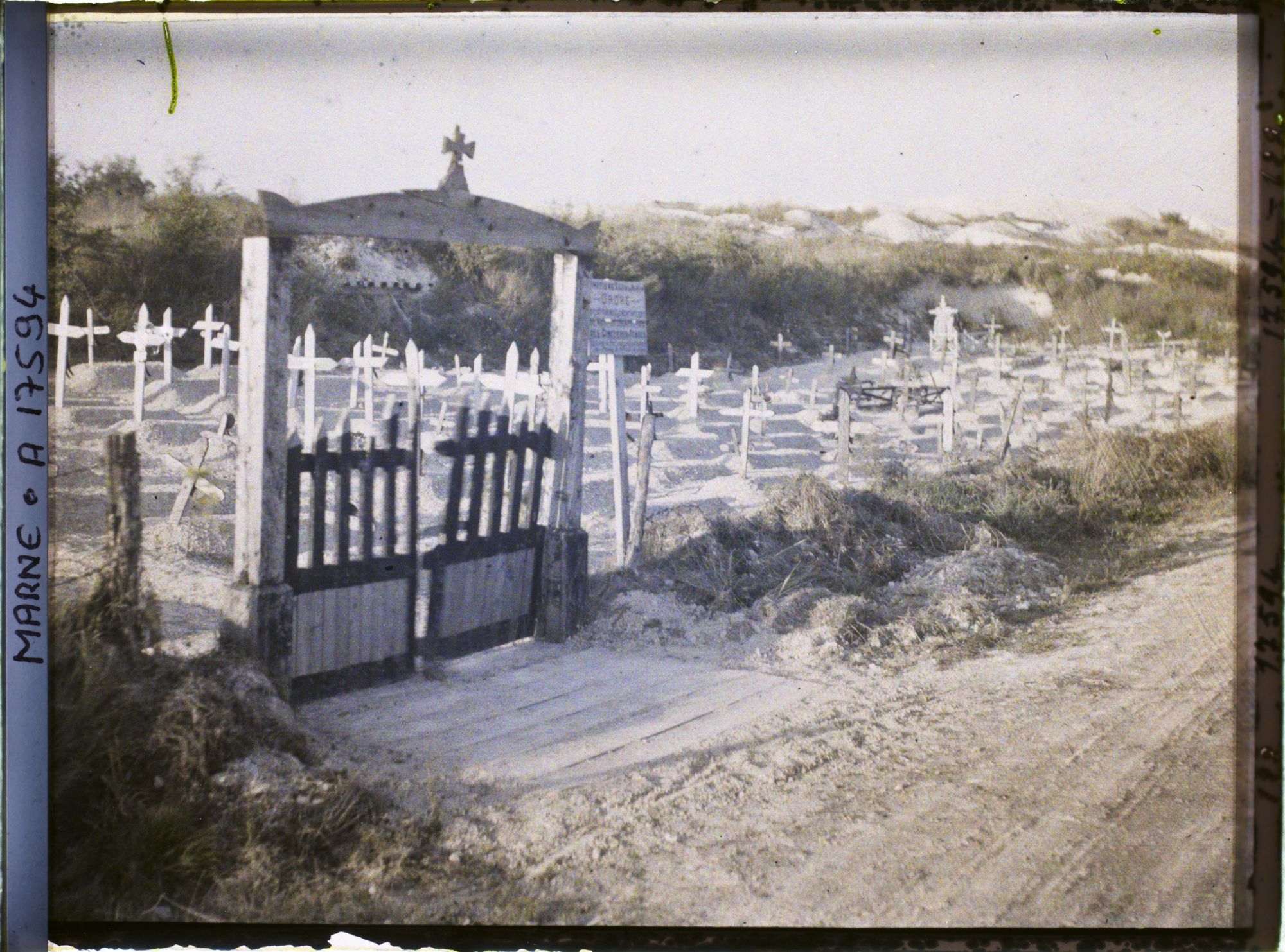 Image représentant France, Marson, Le Cimetière du Ravin de Marson