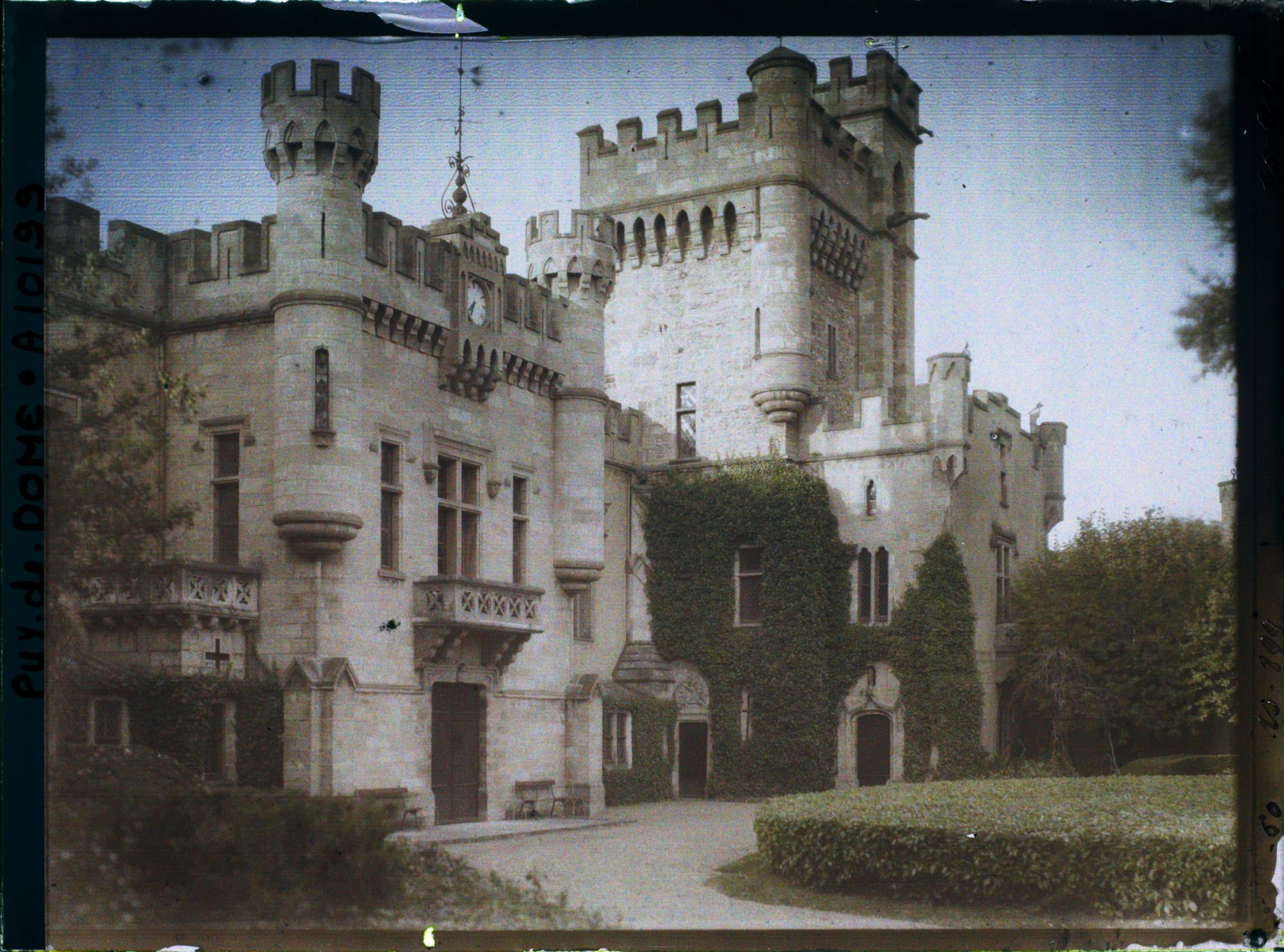 Image représentant France, La Grange Fort, La Grange-Fort Architecture du Château, Extérieur