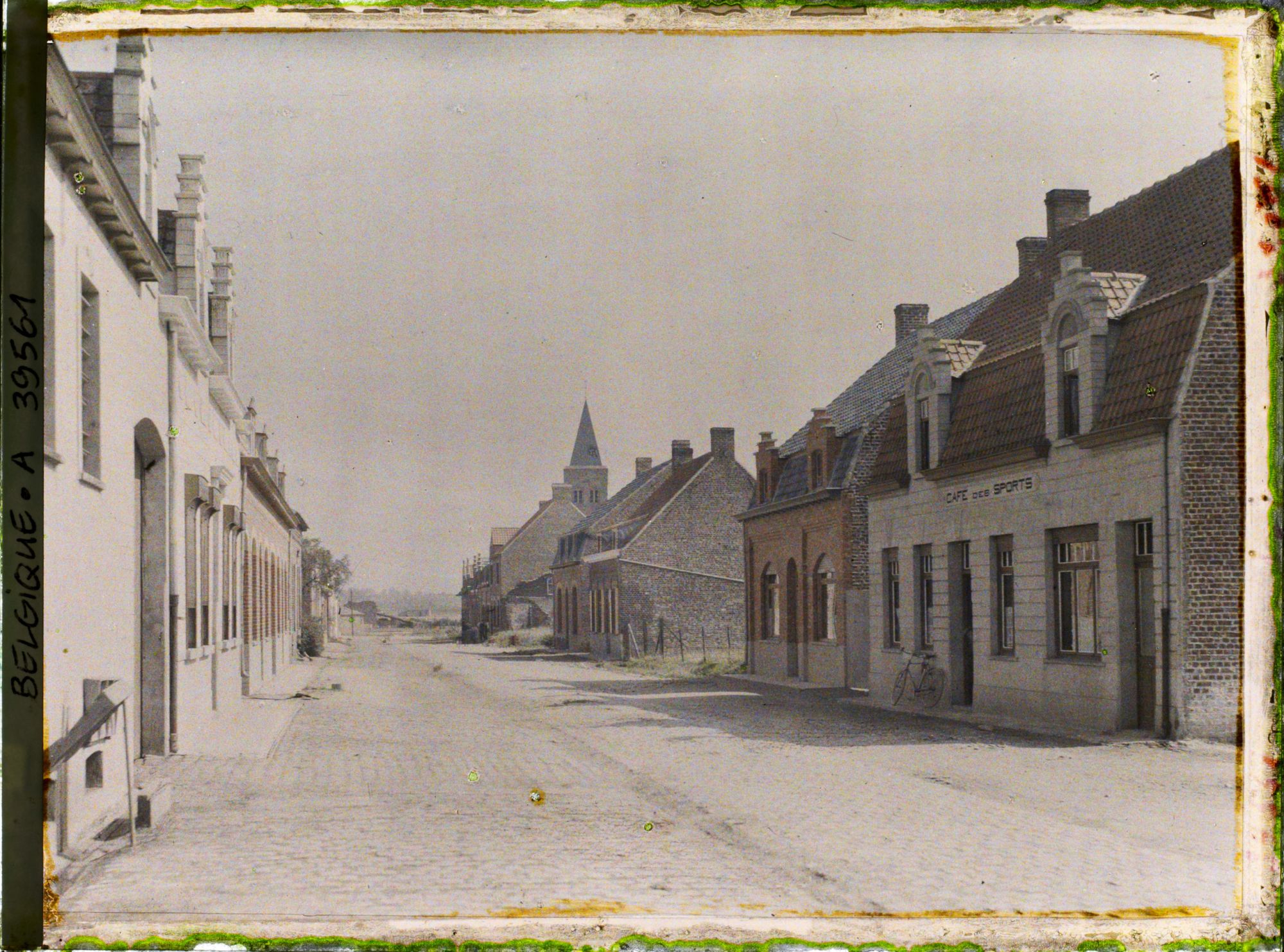 Image représentant Belgique, Font d'Houthulst, Une rue