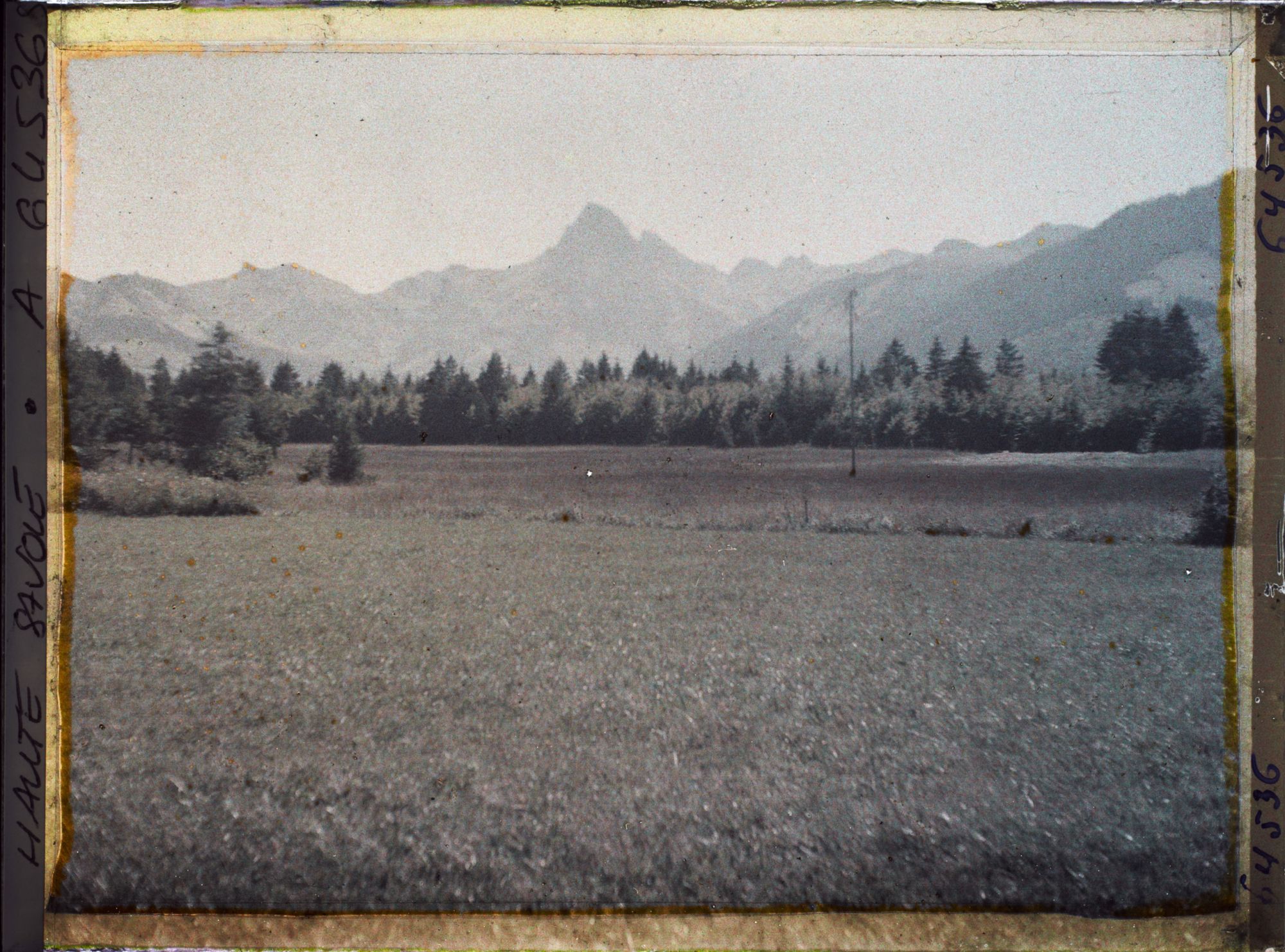Image représentant France, Hte Savoie, Panorama des Alpes de Savoie