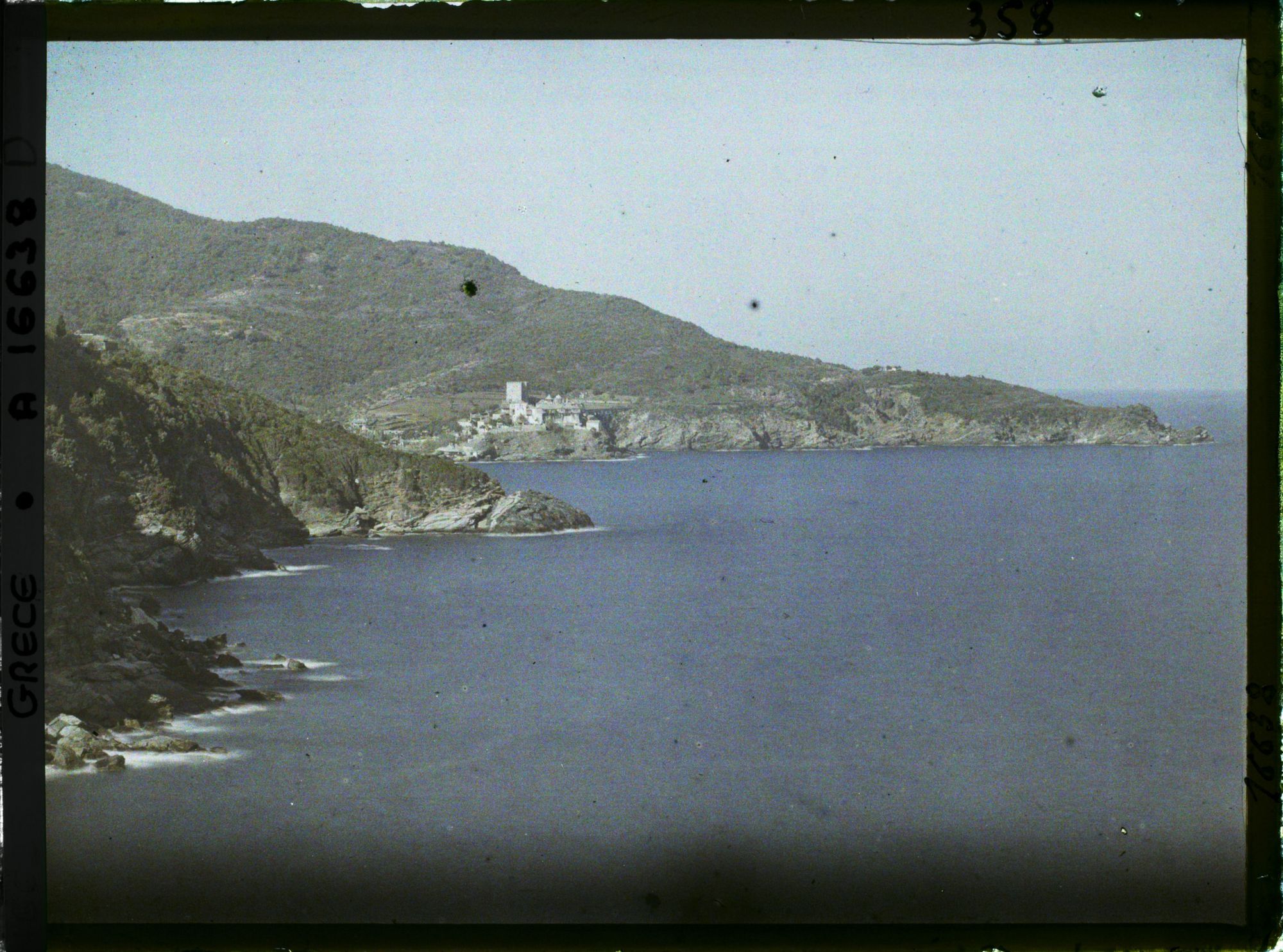 Image représentant Turquie, Mont Athos, Stravonikita, La Cote nord de la presqu'ile dans la Direction de Pantokrator