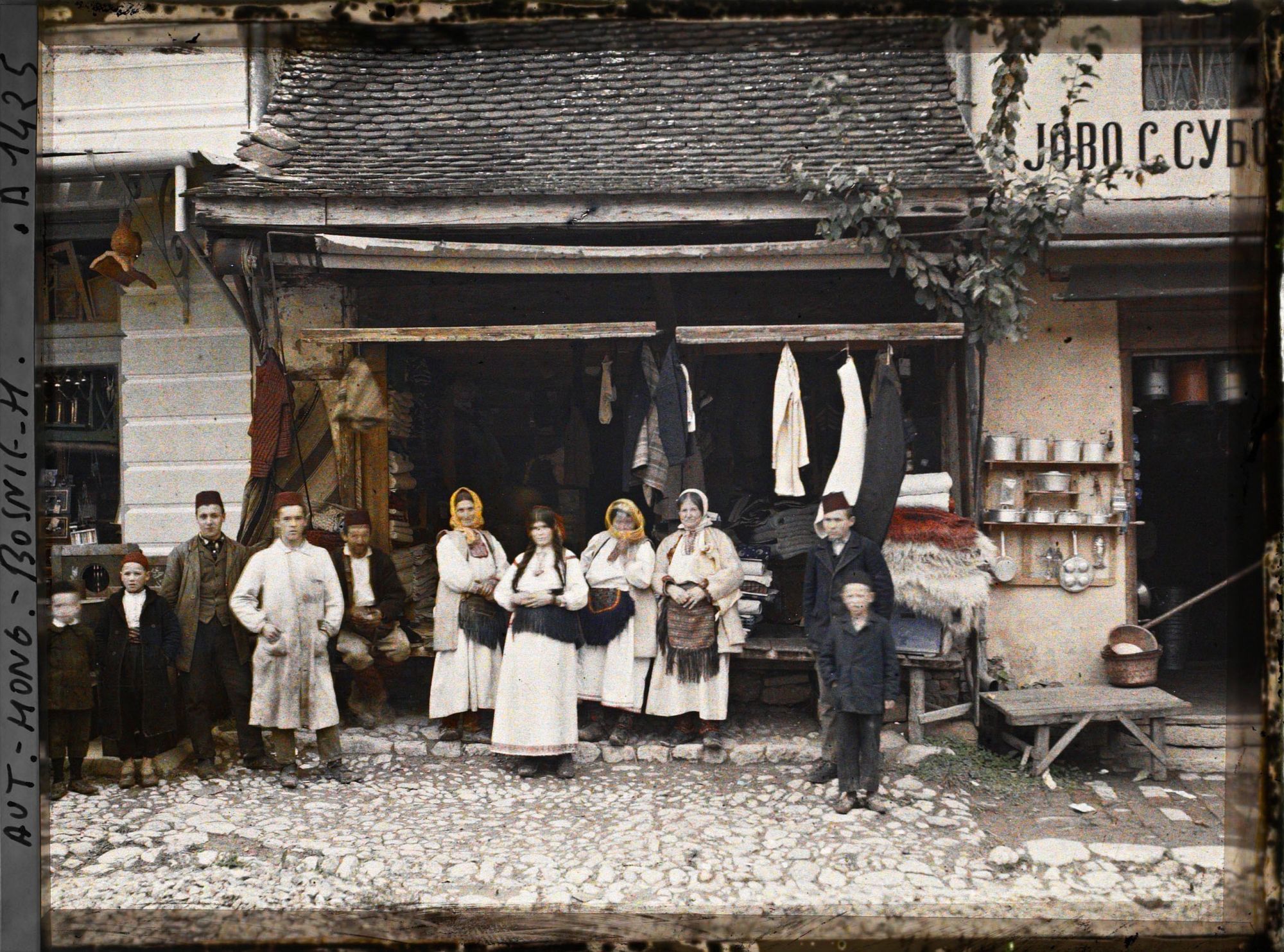 Image représentant Groupe de femmes Serbes