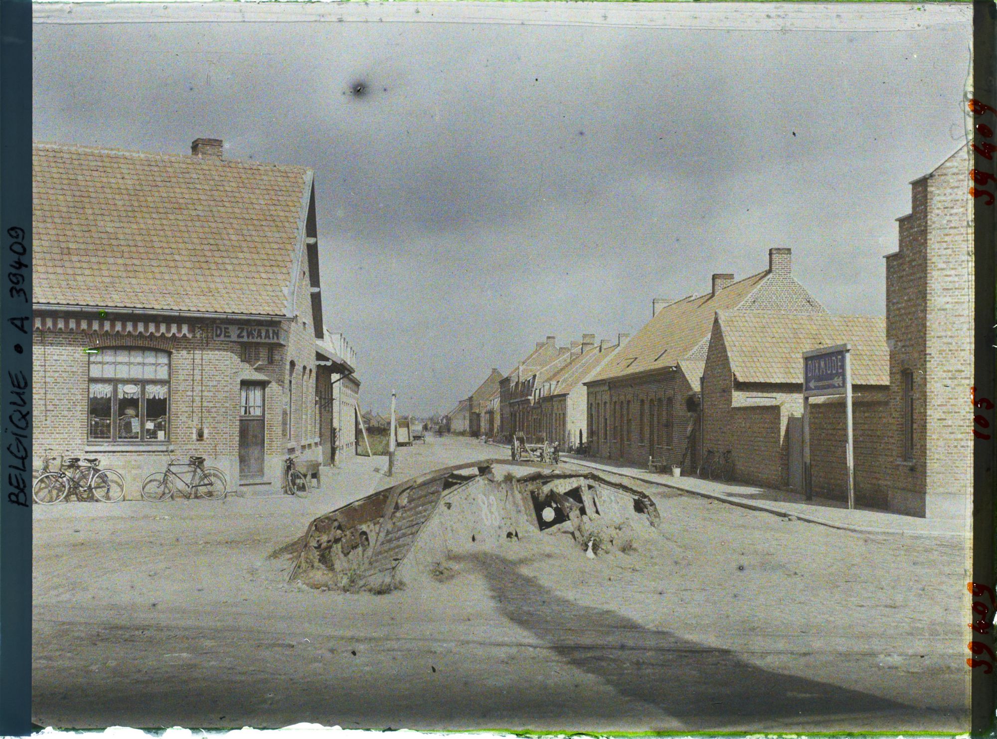 Image représentant Belgique, Poelcapelle, Un aspect de la rue de la Gare