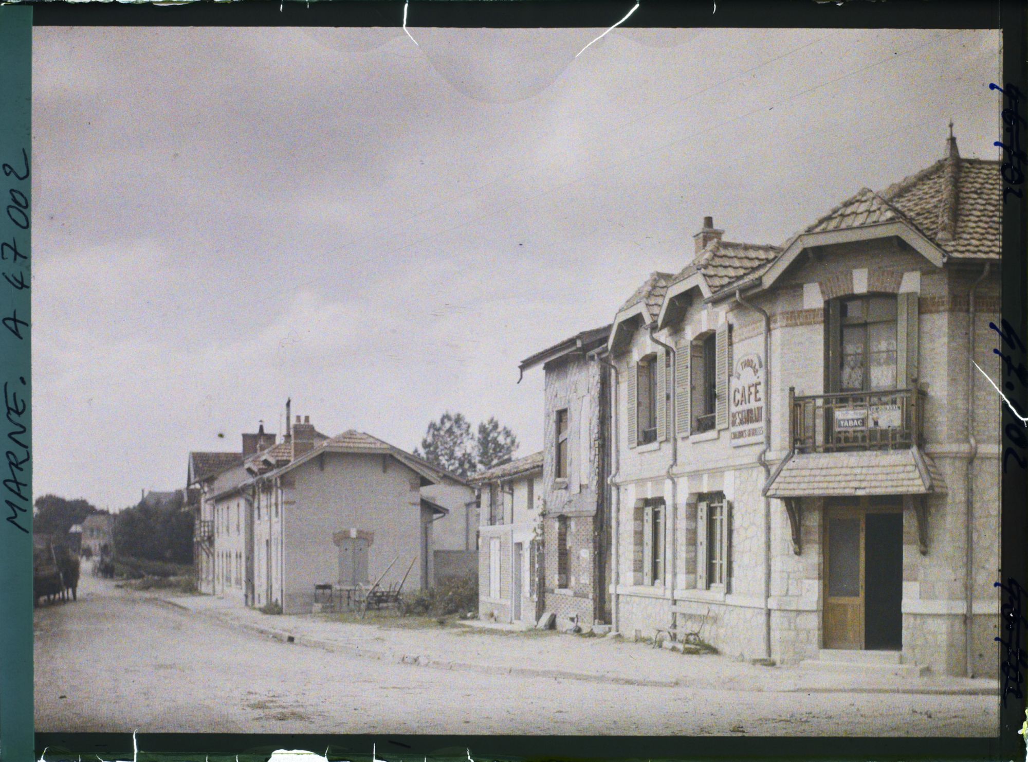 Image représentant France, Vienne la Ville Marne (340 h), Route de ville s/ Tourbe