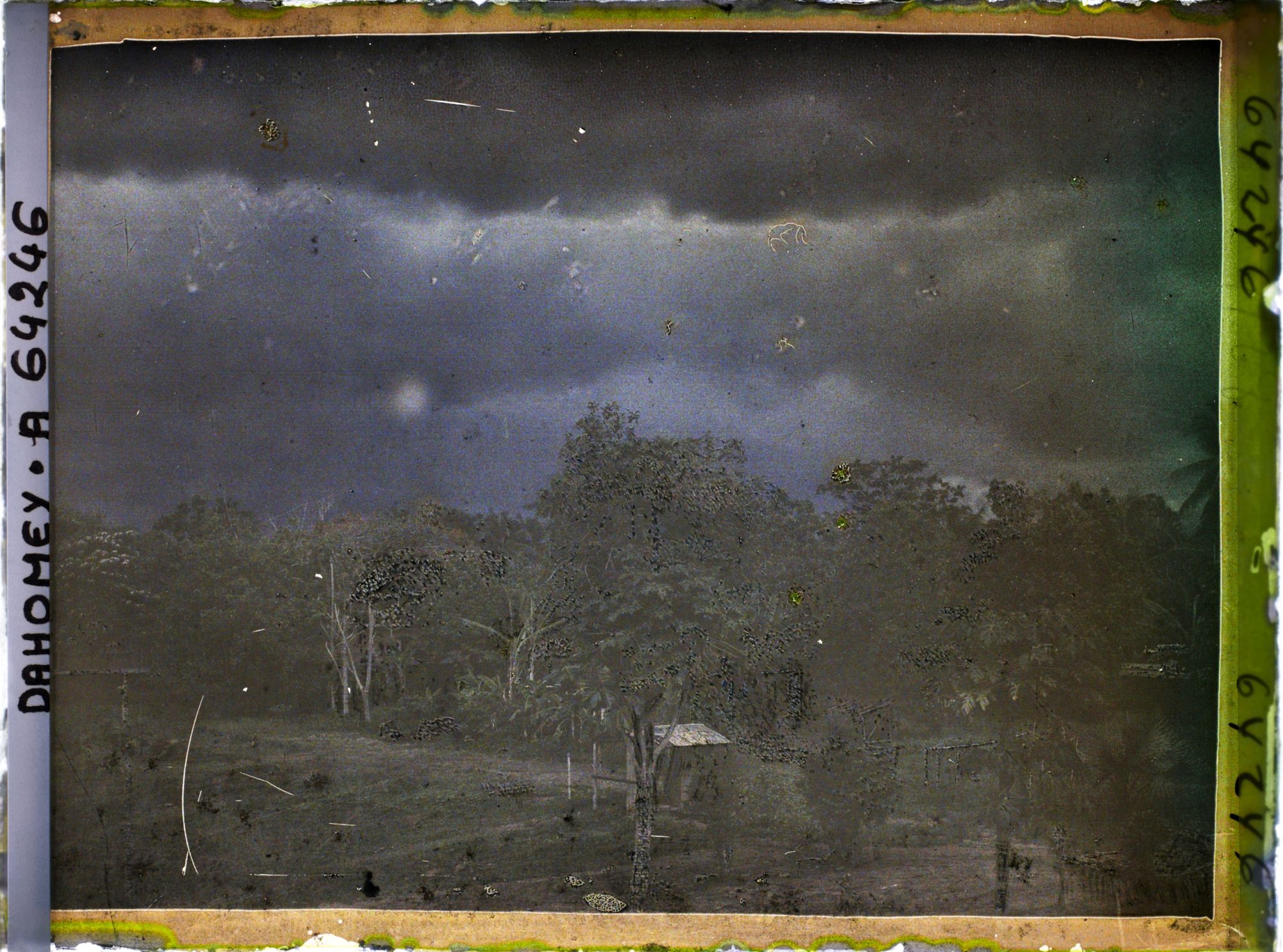 Image représentant Paysage orageux