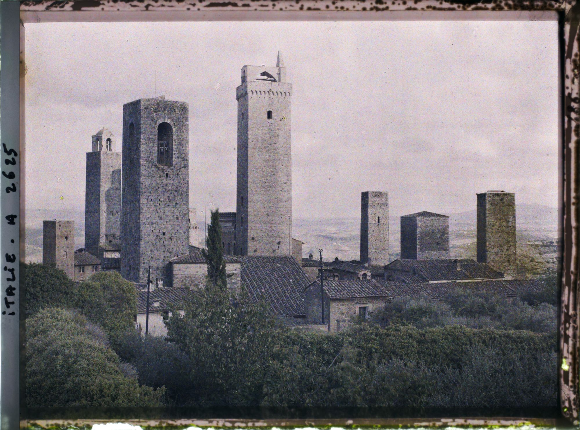 Image représentant Les tours médiévales de la ville