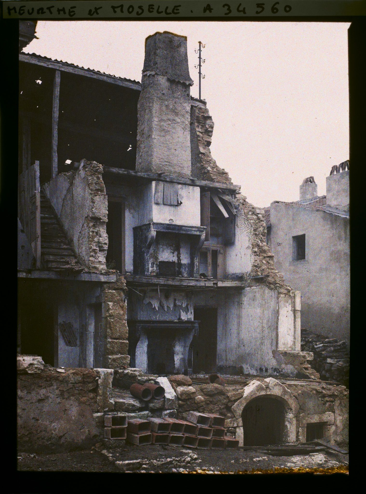 Image représentant France, Norroy, Vieille Maison éventrée
