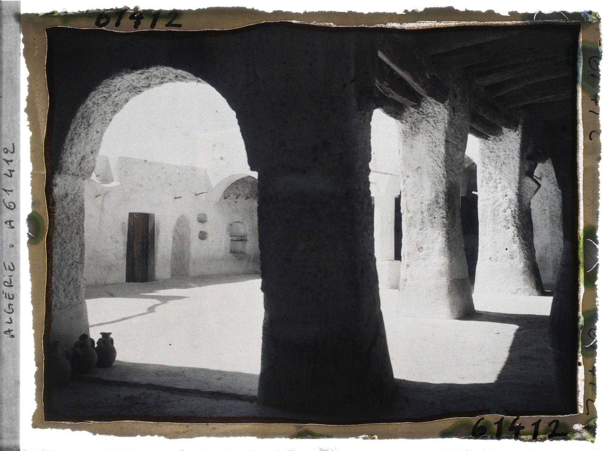 Image représentant La cour de la mosquée mozabite