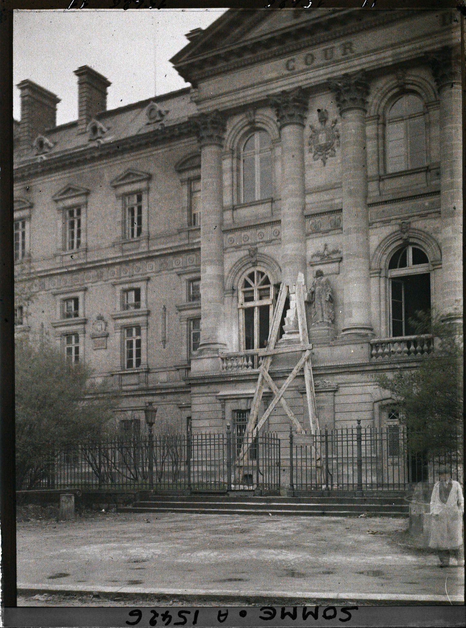 Image représentant France, Amiens, Palais de Justice, rue Victor Hugo