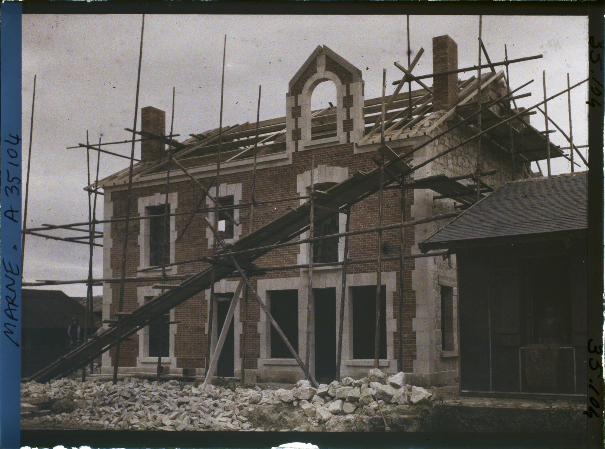 Image représentant France, Binarville (Meuse), Construction de la Mairie