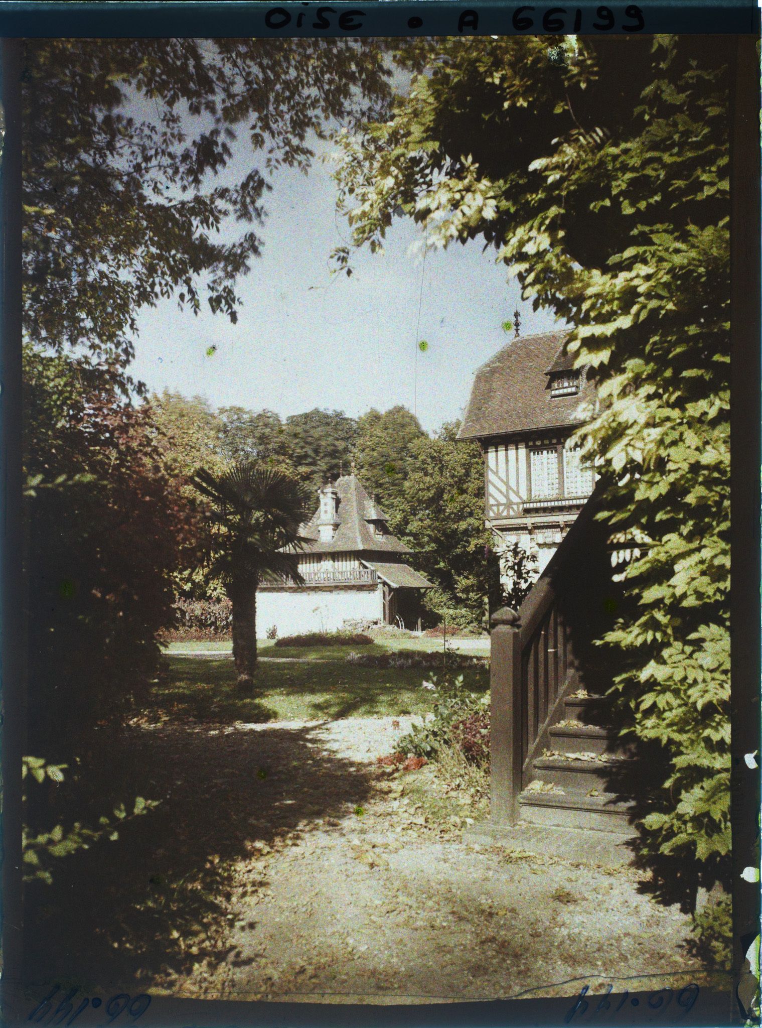 Image représentant Les communs du château des Fontaines : la "Maison normande"