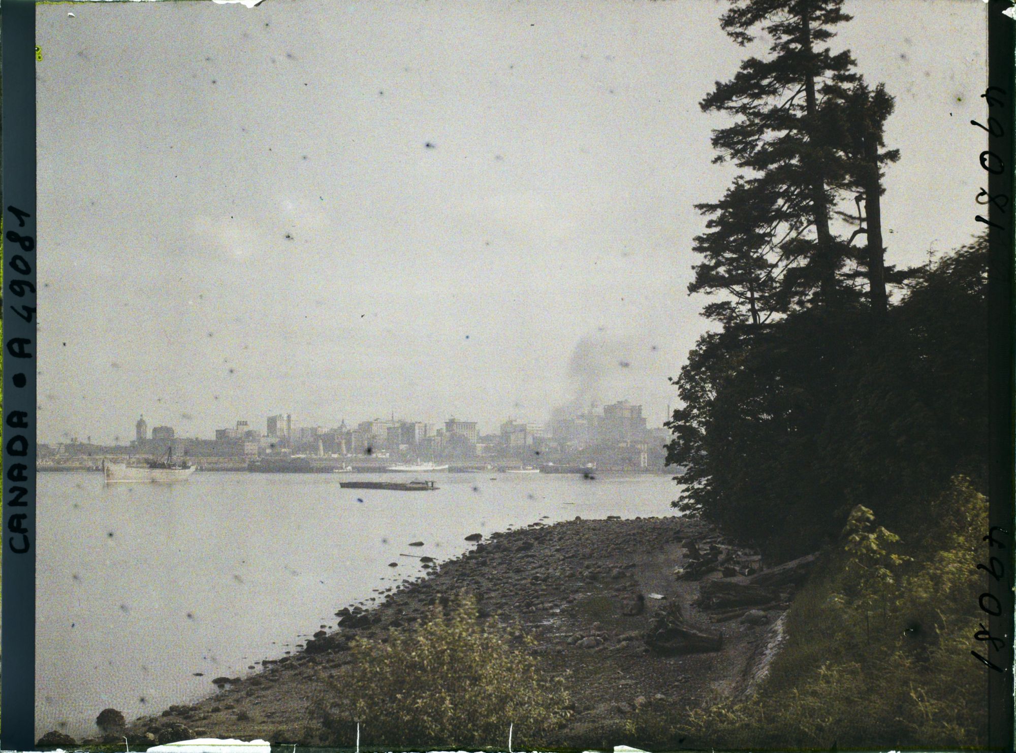 Image représentant Canada, Vancouver, Vue vers le Port et la Ville