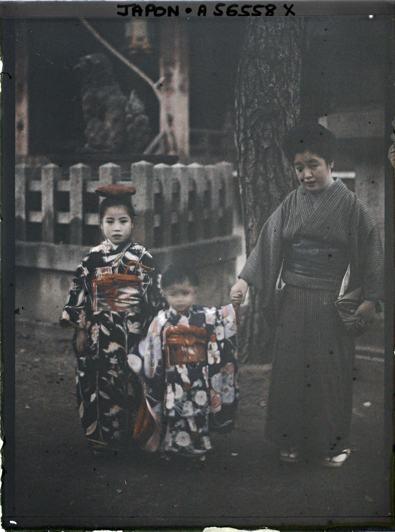 Image représentant Fête des enfants Shichi-go-san (" sept-cinq-trois ") au sanctuaire Yasaka-jinja