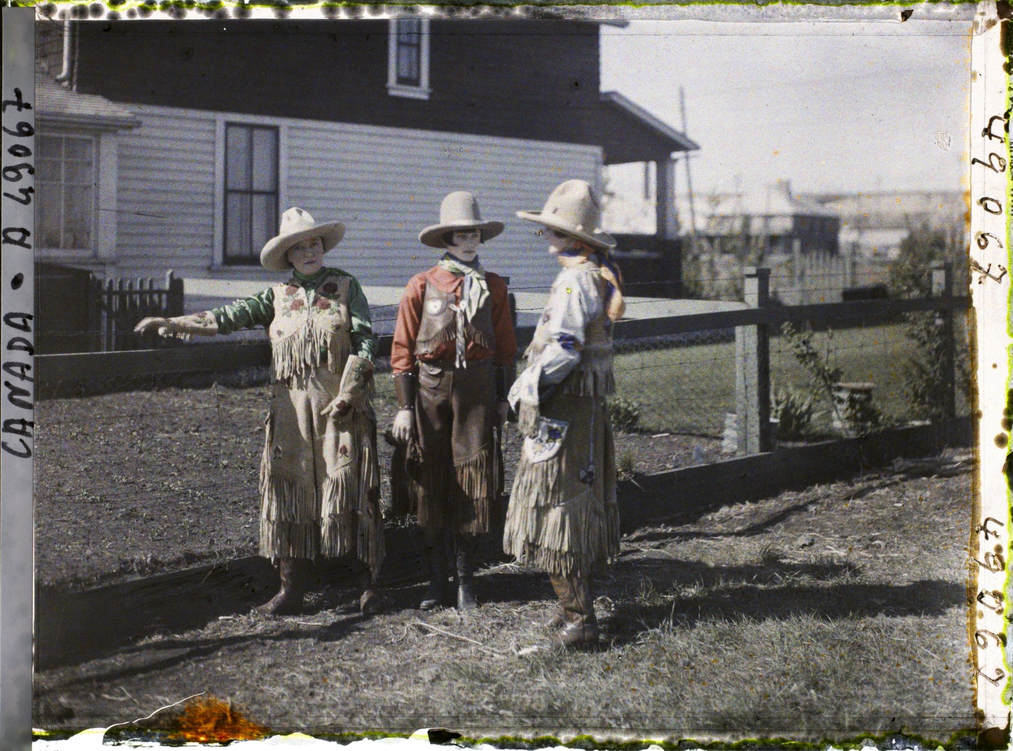 Image représentant Canada, Calgary, Cowgirls en groupe