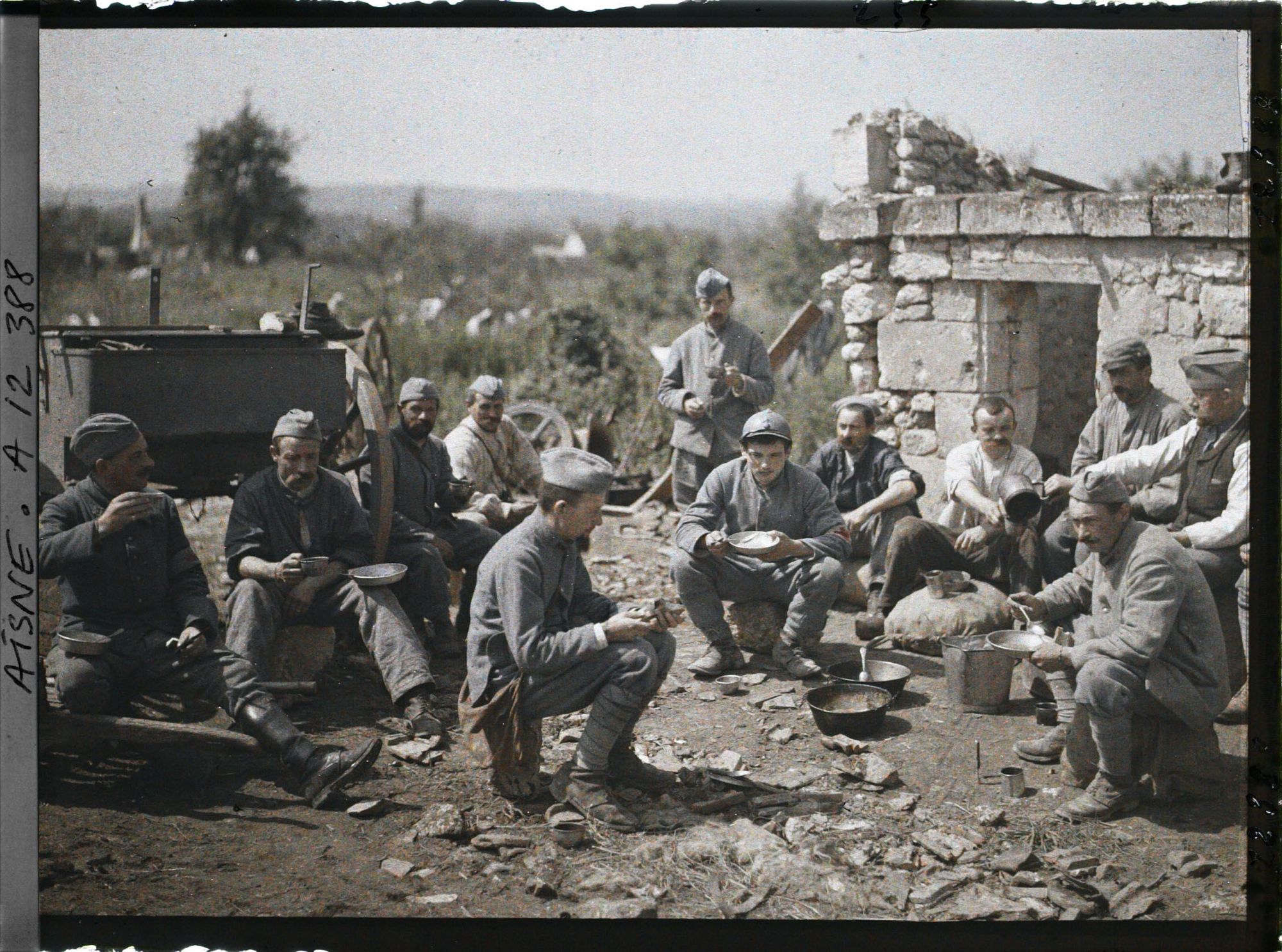 Image représentant L'heure de la soupe pour le 370e régiment d'infanterie