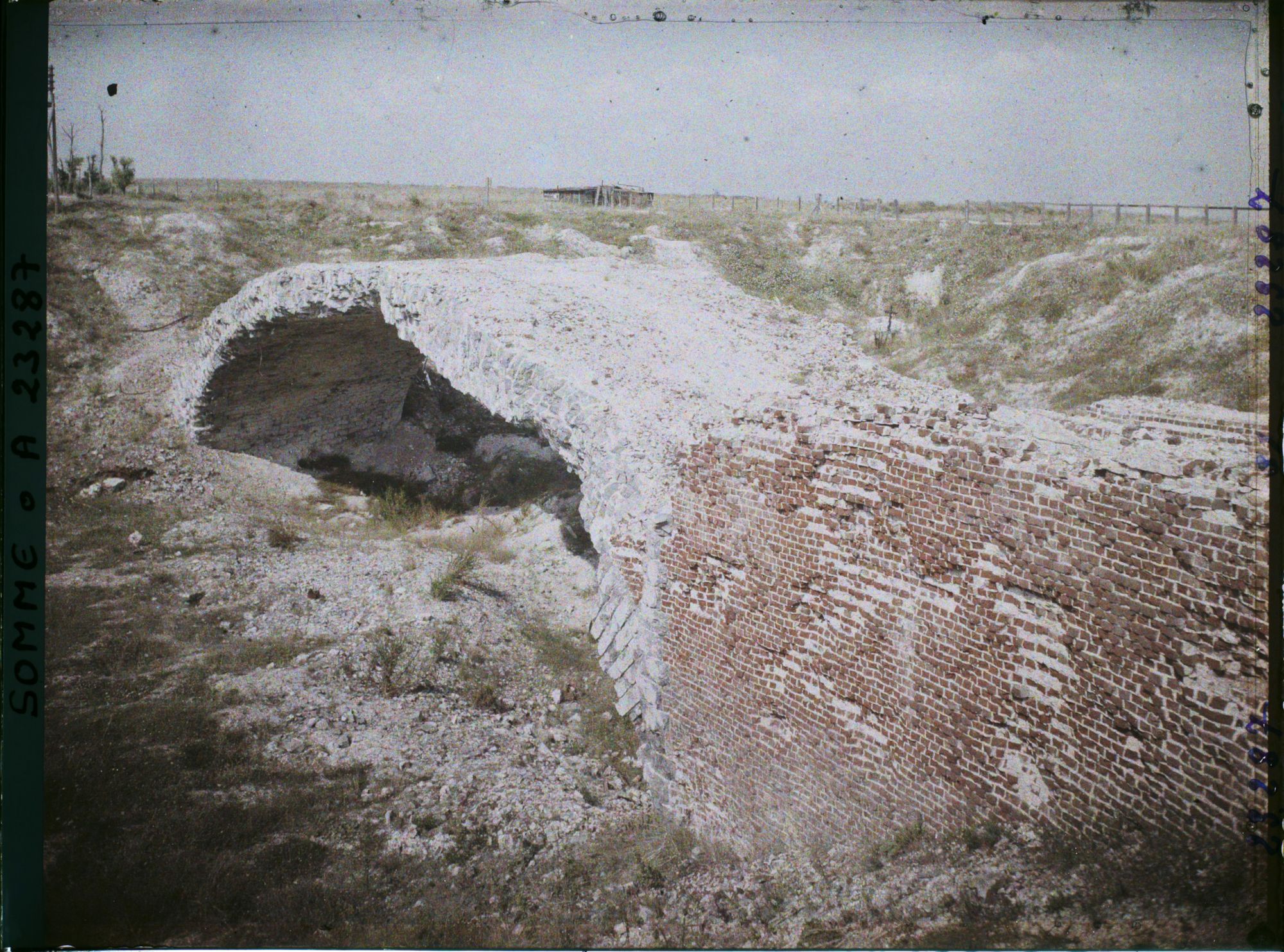 Image représentant France, Feuillaucourt, Le Pont du Canal du Nord, route de Bouchavesnes