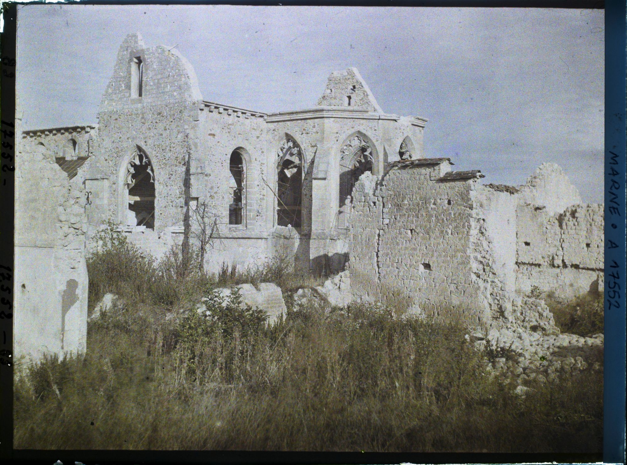 Image représentant France, Cernay-les-Reims, L'Eglise de Cernay