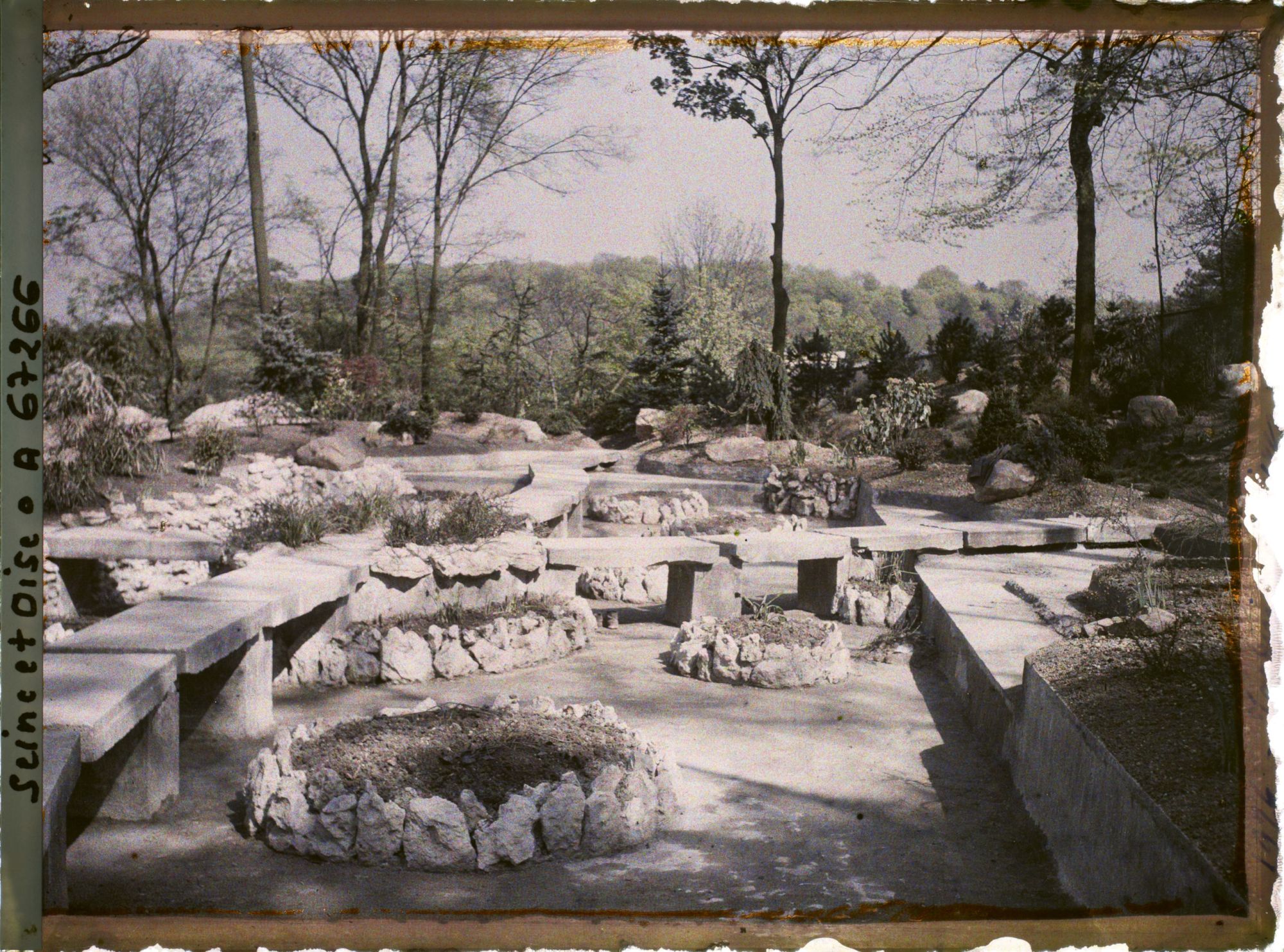 Image représentant Le jardin japonais de l'école normale supérieure de jeunes filles (ENSJF)