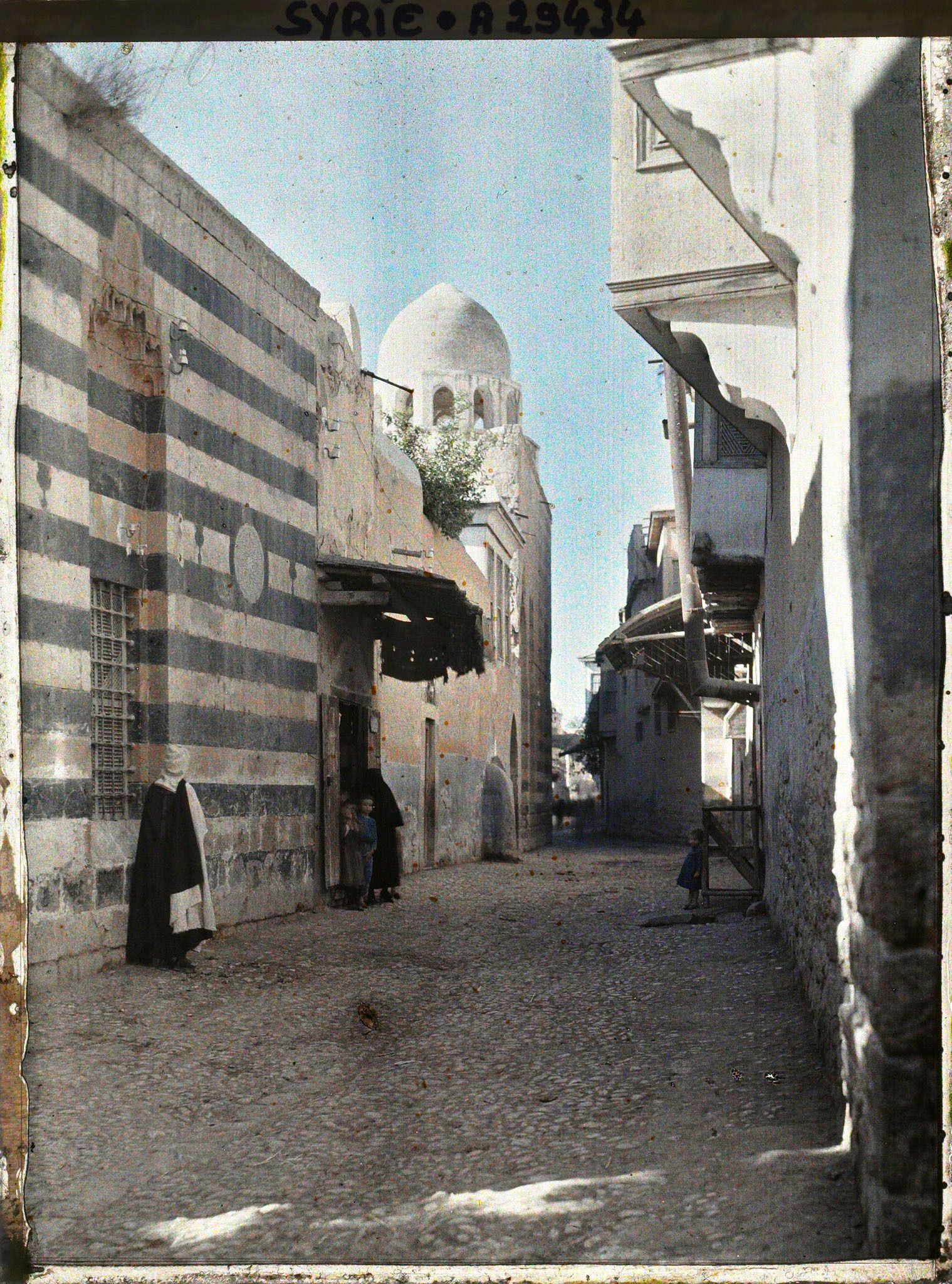 Image représentant Coupole de la mosquée et hammam d'Al-Tayroussi (?), dans la rue éponyme