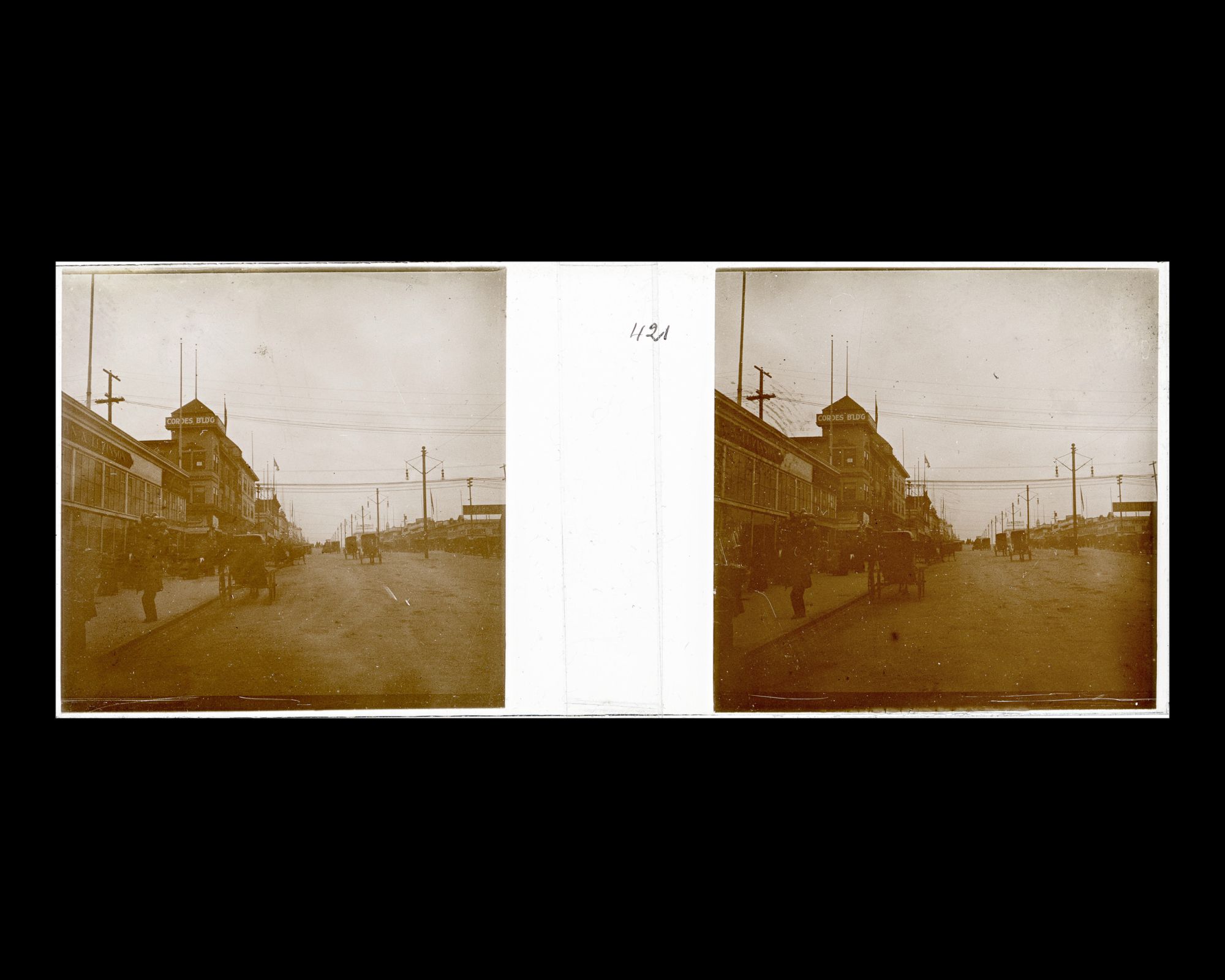 Image représentant Une grande avenue