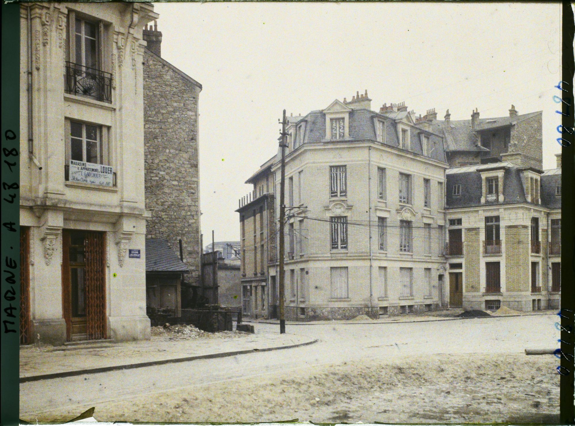 Image représentant France, Reims, Cours Langlet (magasin à louer)