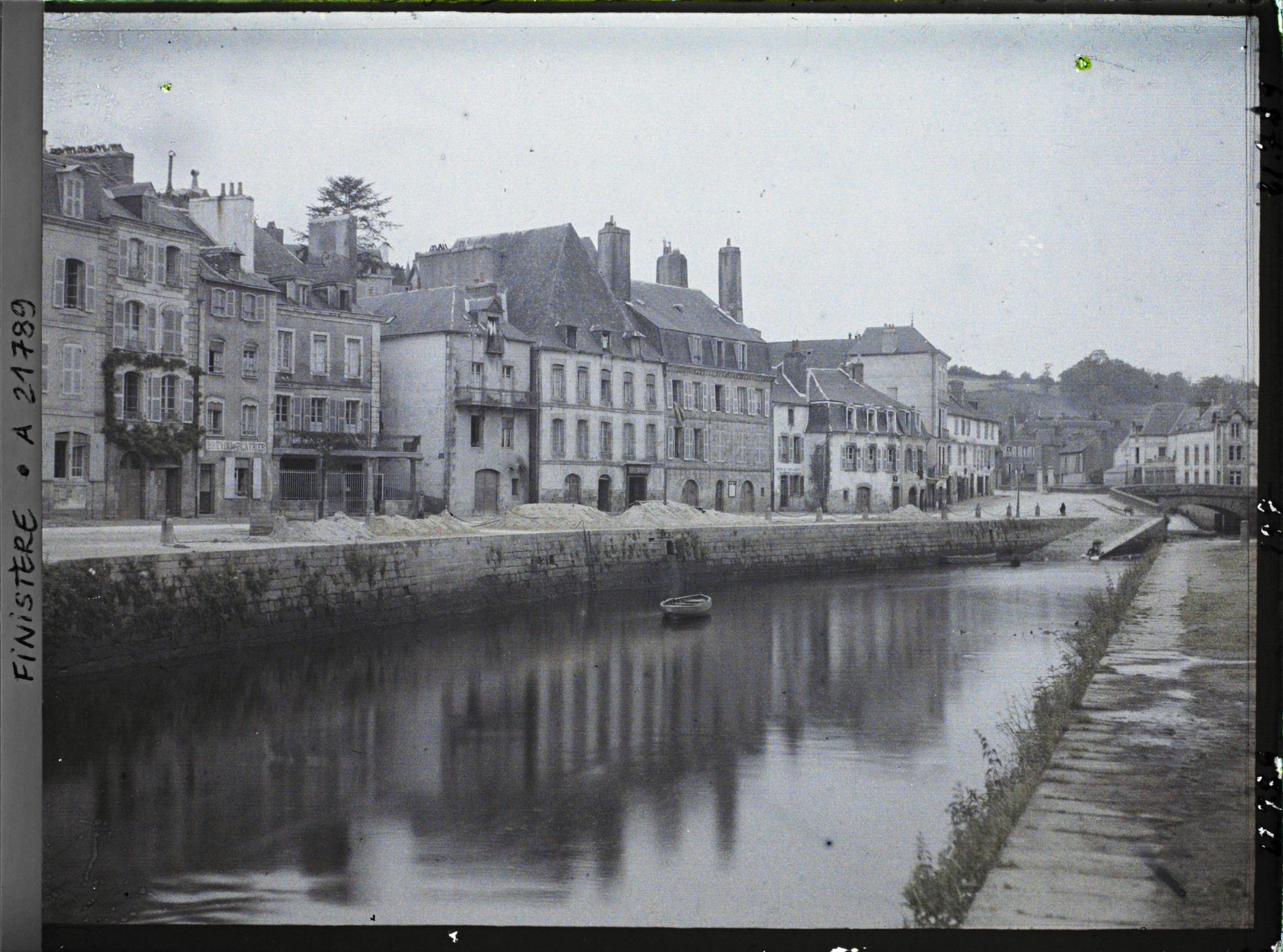 Image représentant La Laïta et le quai Brizeux