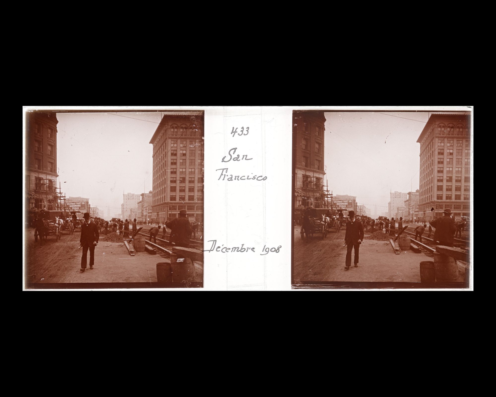 Image représentant Pose de rails de tramway dans une artère de la ville