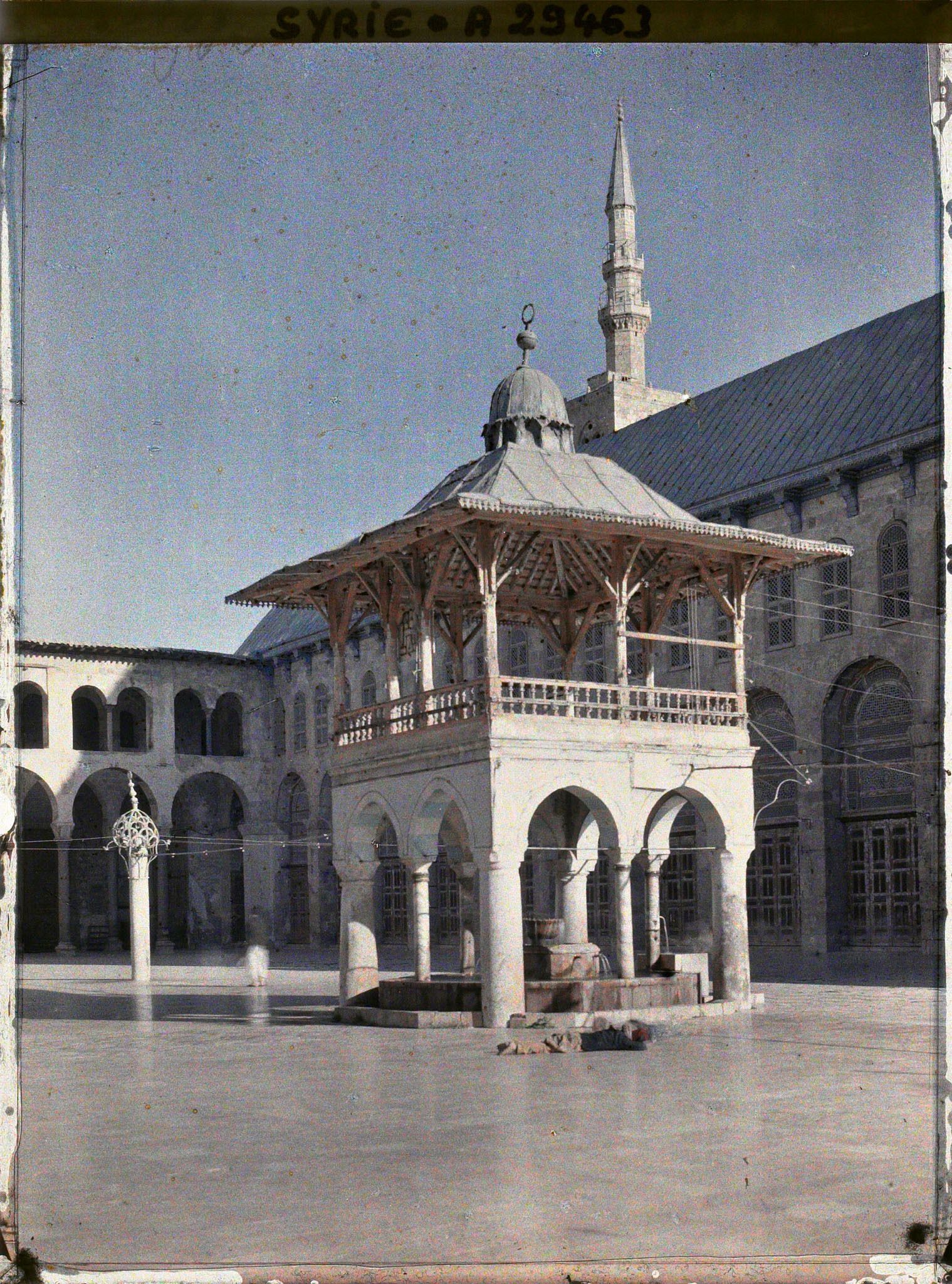 Image représentant Dôme de la Fontaine (Qubbat en Naufara) dans la cour de la mosquée des Omeyyades