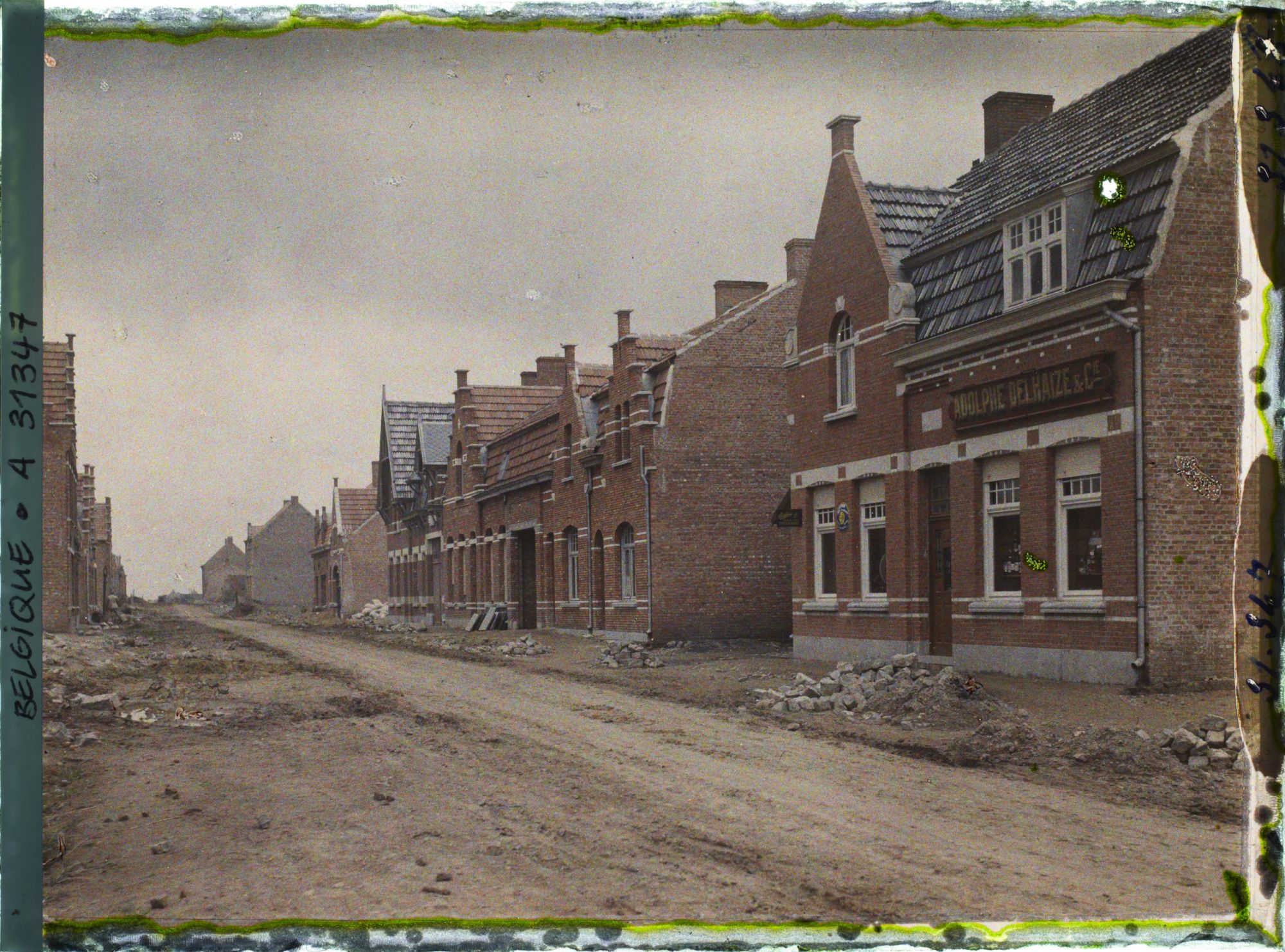 Image représentant Belgique, Passendacle, Une nouvelle rue