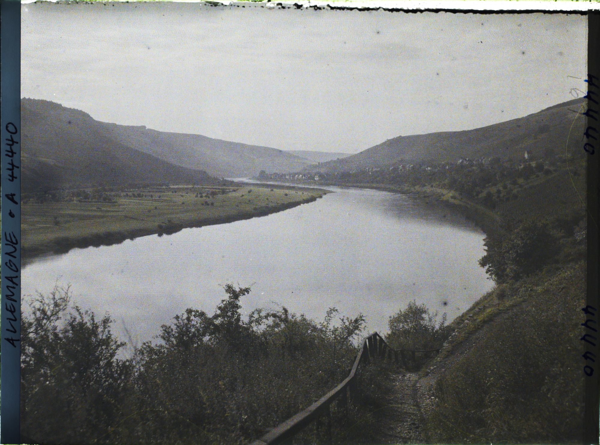 Image représentant Allemagne, Pünderich, La Moselle vers Reil