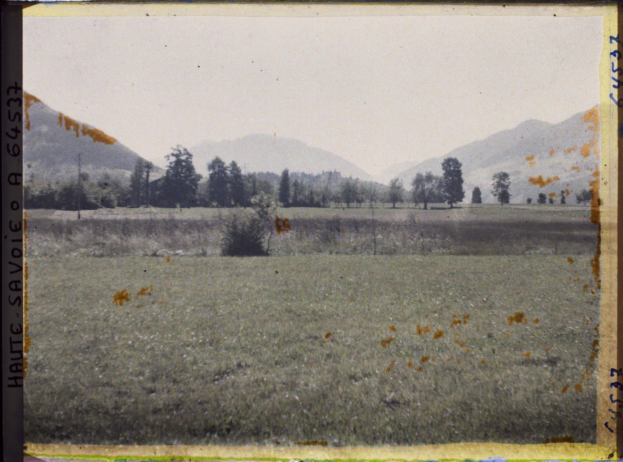 Image représentant France, Hte Savoie, Panorama des Alpes de Savoie