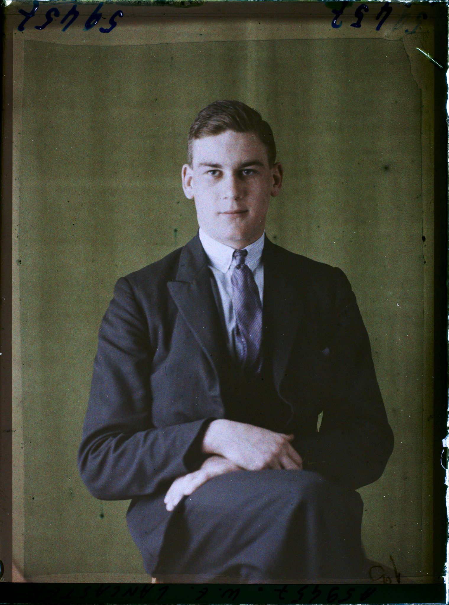 Image représentant https://musee-albert-kahn.s-museum.fr/home/NWQ2OTAwYzNmYjZlZTk1ZWQwODJmMjY4L2dlbmVyaWMtbm90aWNlLXRhYi9hdXRob3JpdHkvNjE3YTc5ZjVjZjhiODk2OGIzMzM3ZDIx/5d6900c3fb6ee95ed082f268/generic-notice-tab/authority/617a79ebcf8b8968b33370af Monsieur William Edward Lancaster