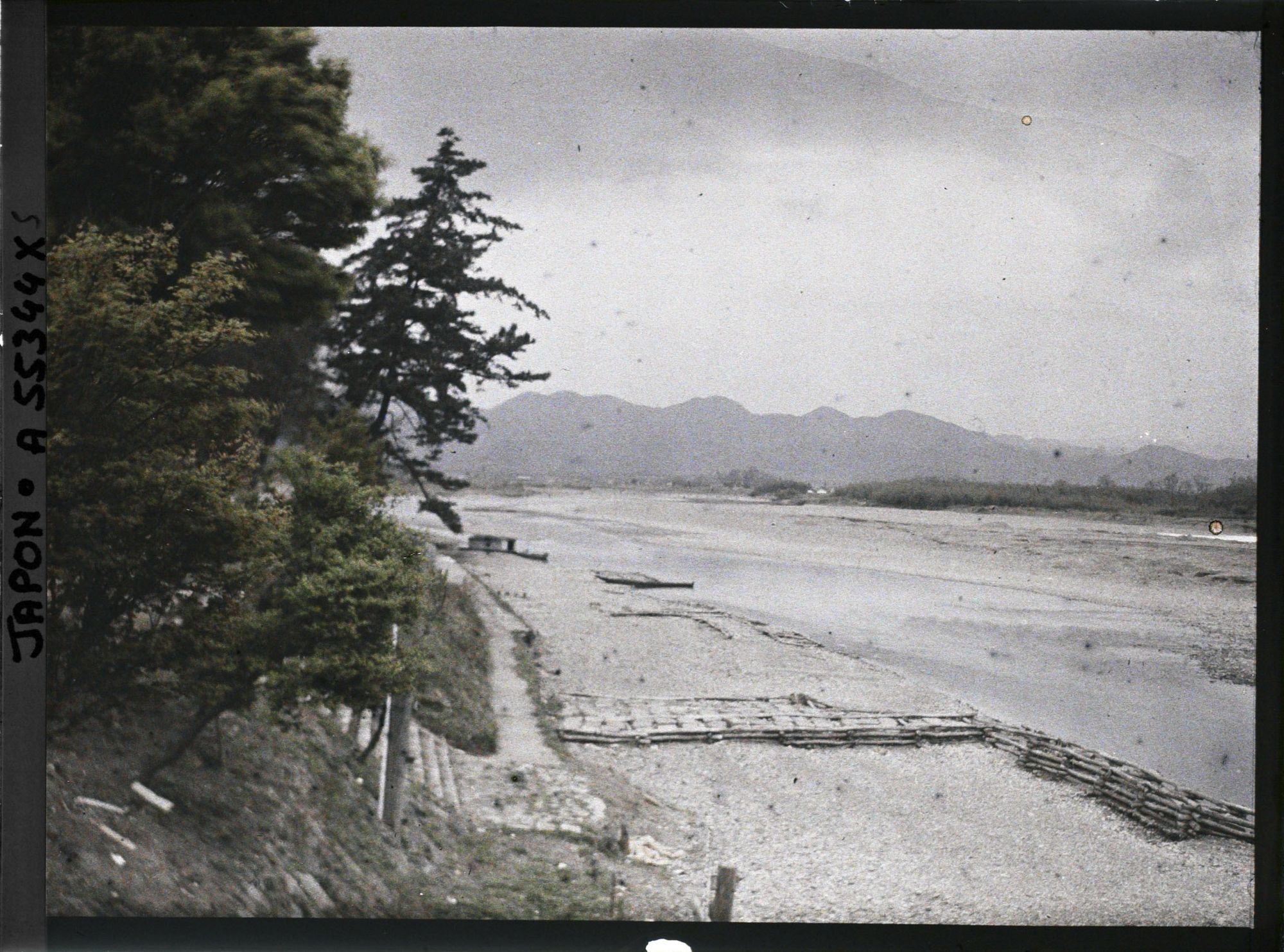 Image représentant Paysage de la rivière Hozu en aval du village d'Arashiyama