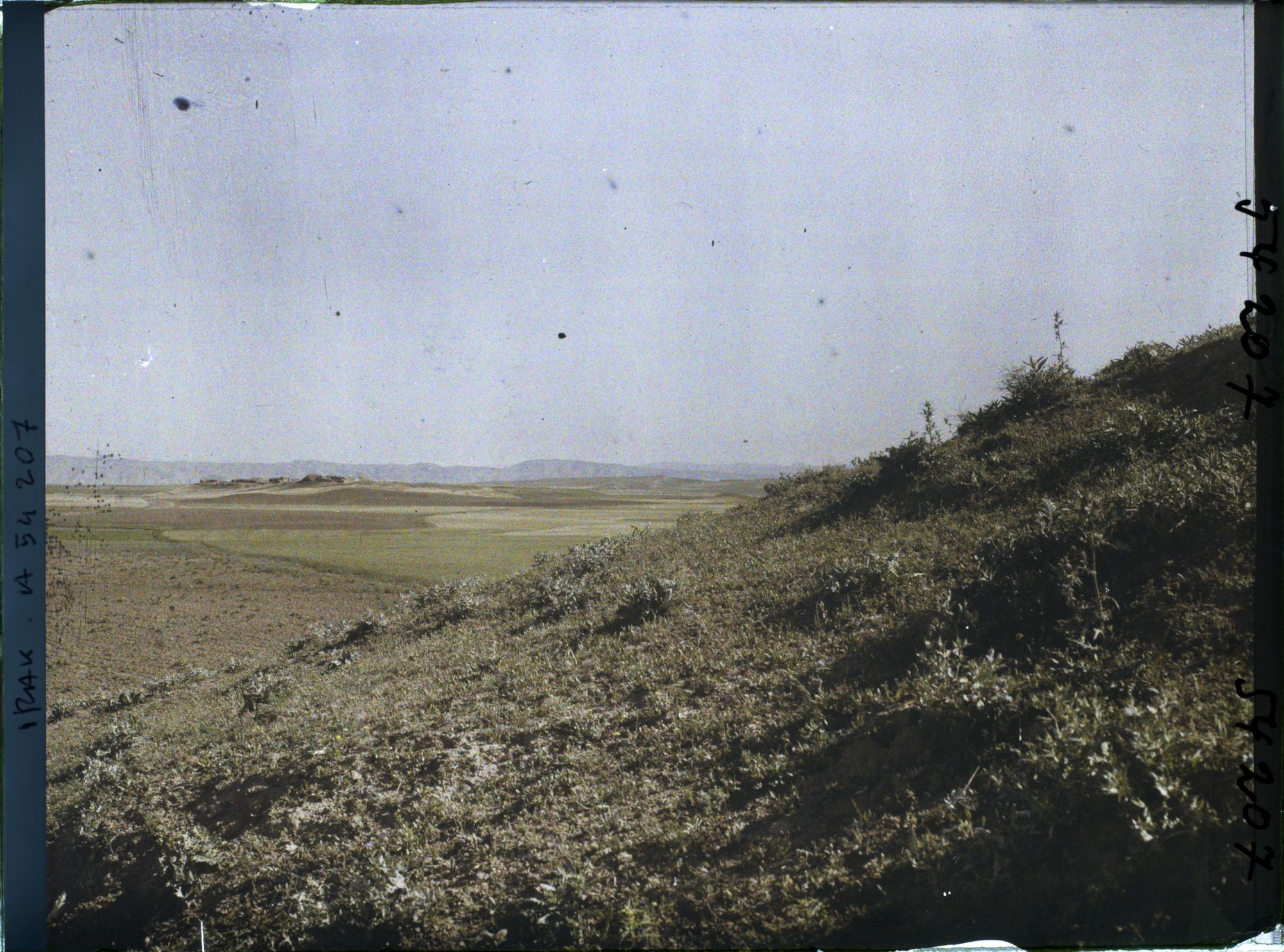 Image représentant Le village actuel vu du grand tell