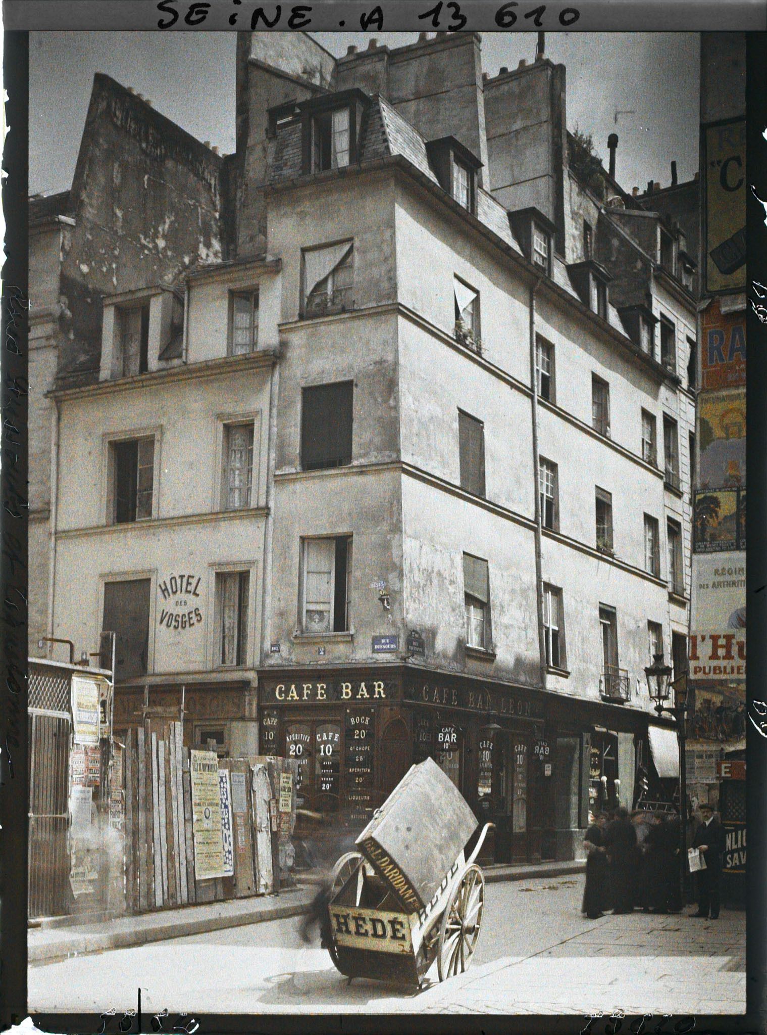 Image représentant L'angle des rues Dussoubs et Tiquetonne