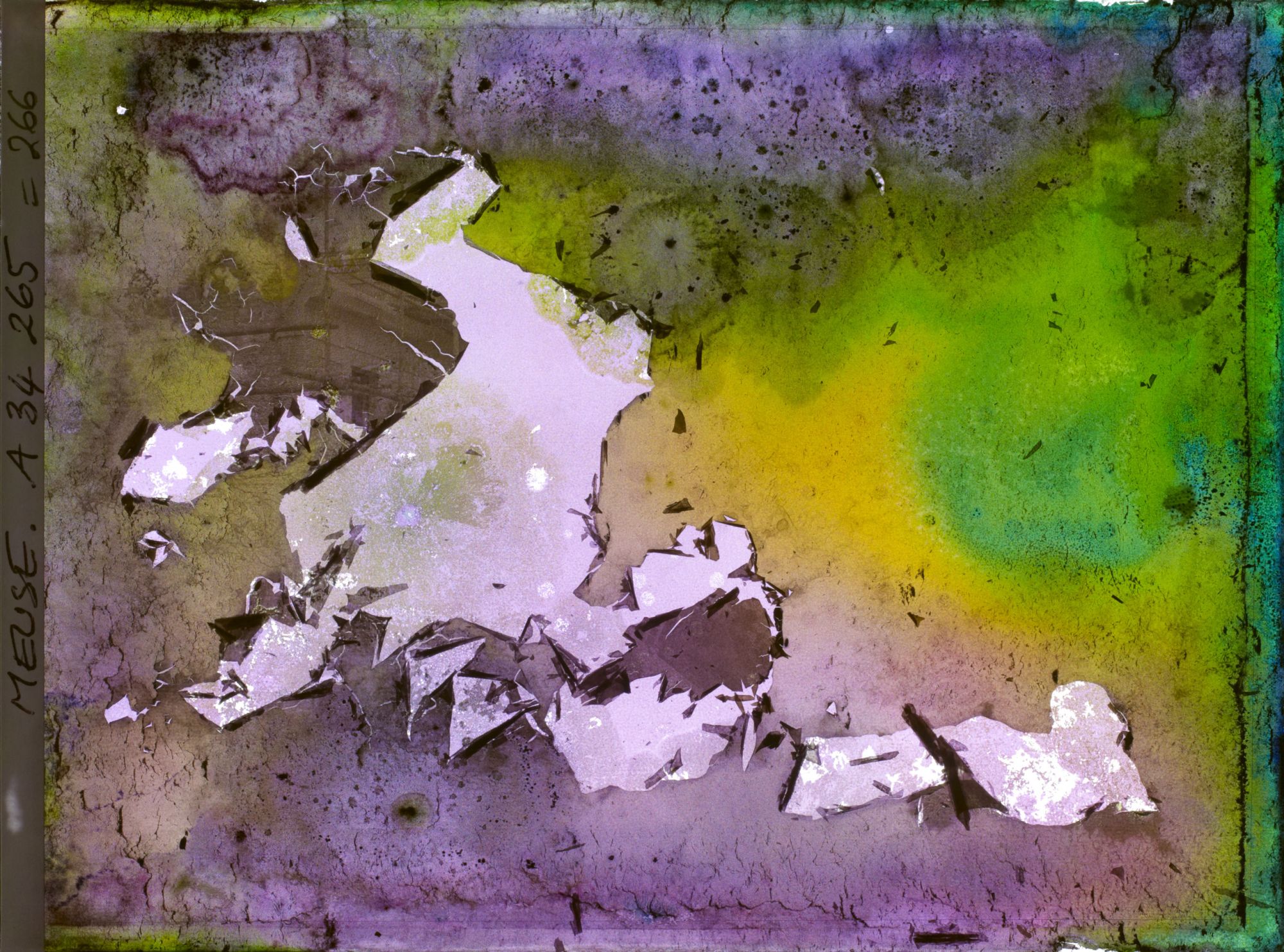 Image représentant Image illisible, plaque endommagée par l'eau (altérations d'époque)