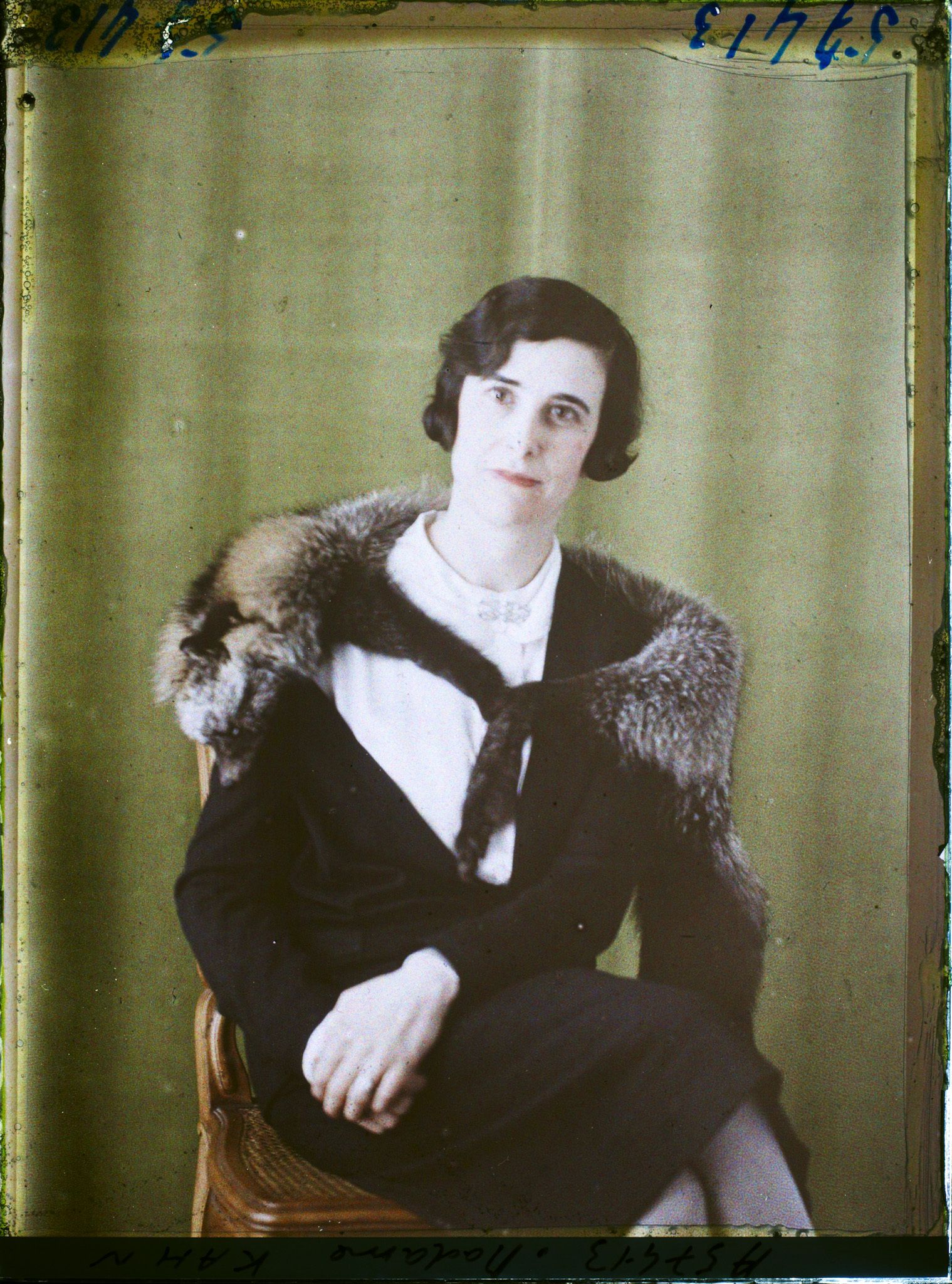 Image représentant https://musee-albert-kahn.s-museum.fr/home/NWQ2OTAwYzNmYjZlZTk1ZWQwODJmMjY4L2dlbmVyaWMtbm90aWNlLXRhYi9hdXRob3JpdHkvNjE3YTc5ZjVjZjhiODk2OGIzMzM3ZDIx/5d6900c3fb6ee95ed082f268/generic-notice-tab/authority/617a79ebcf8b8968b333704d Madame Maurice Kahn