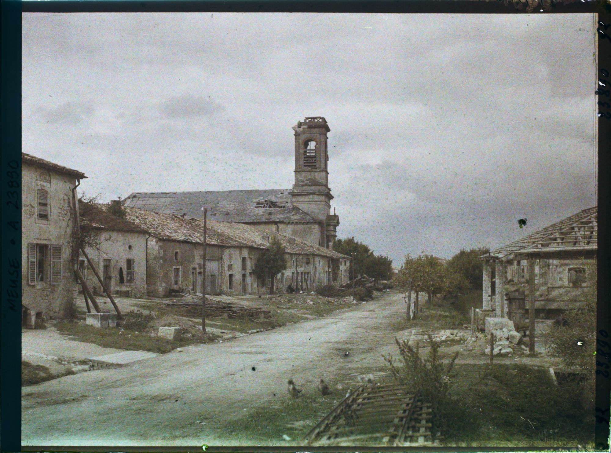 Image représentant France, Hamonville, La rue et l'Eglise