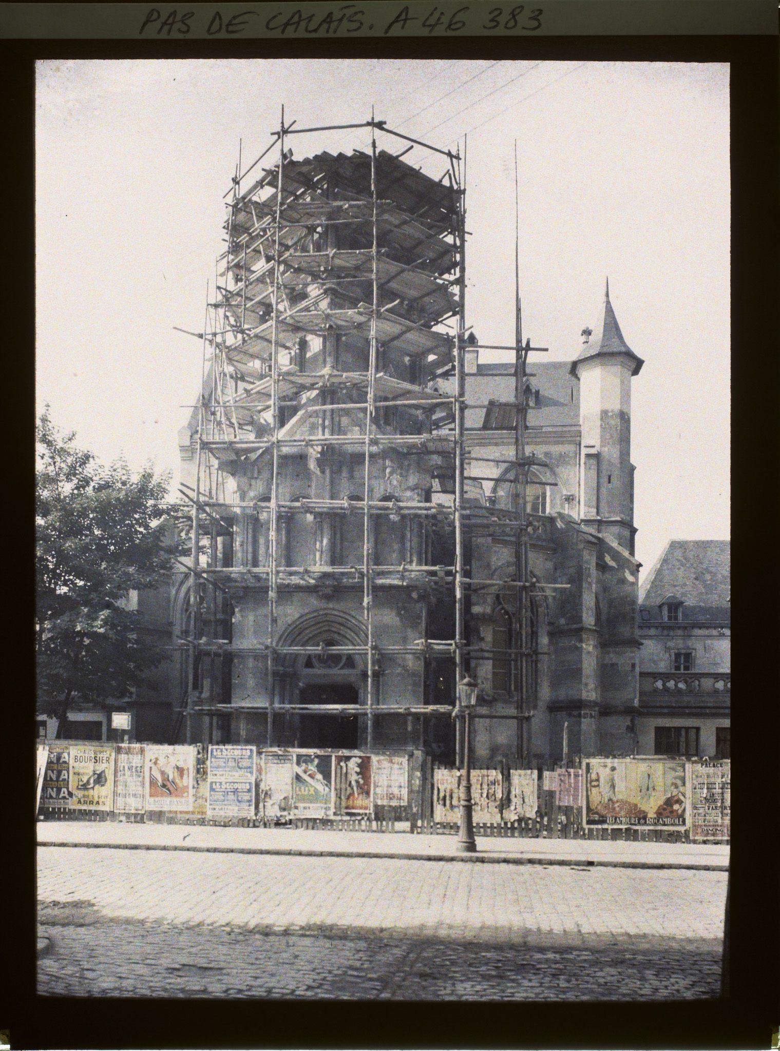 Image représentant France, Arras, Ne De des Ardents, en reconstruction