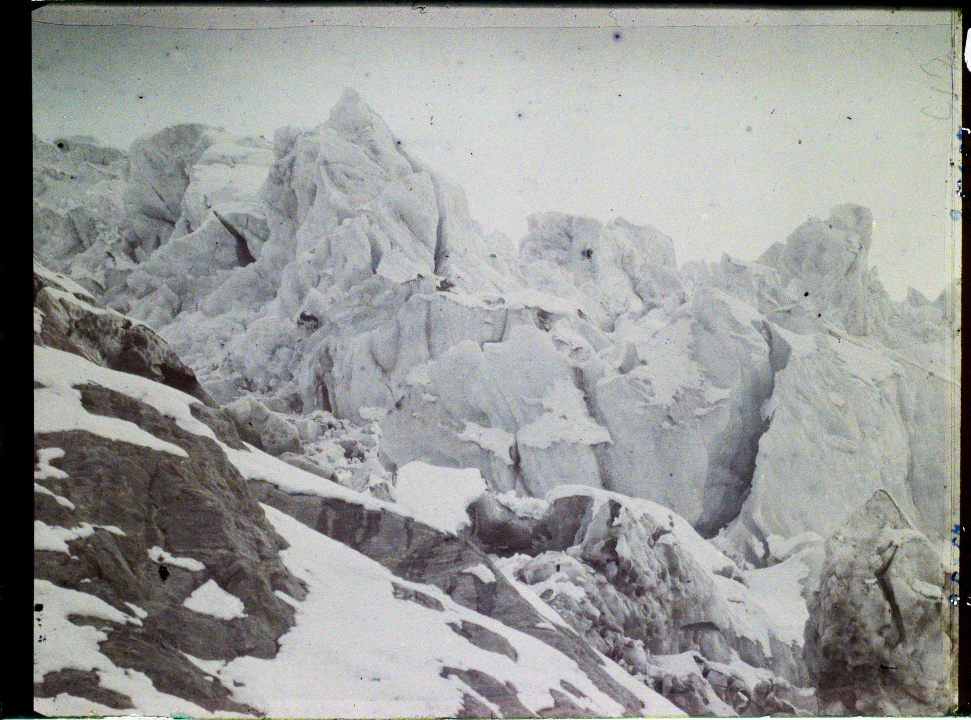 Image représentant France Les Alpes, Glacier des Bossons : Séracs du Glacier Supérieur des Bossons