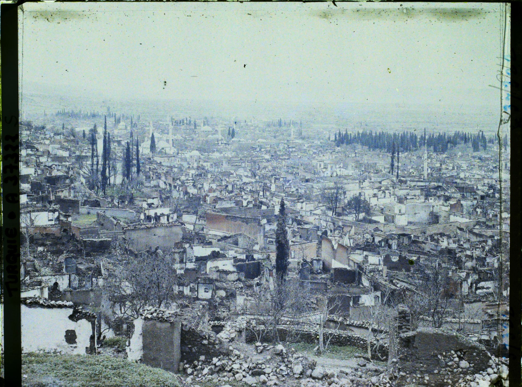 Image représentant Turquie, Magnesie, Panorama sur le Centre de la Ville vers le Centre de la Ville