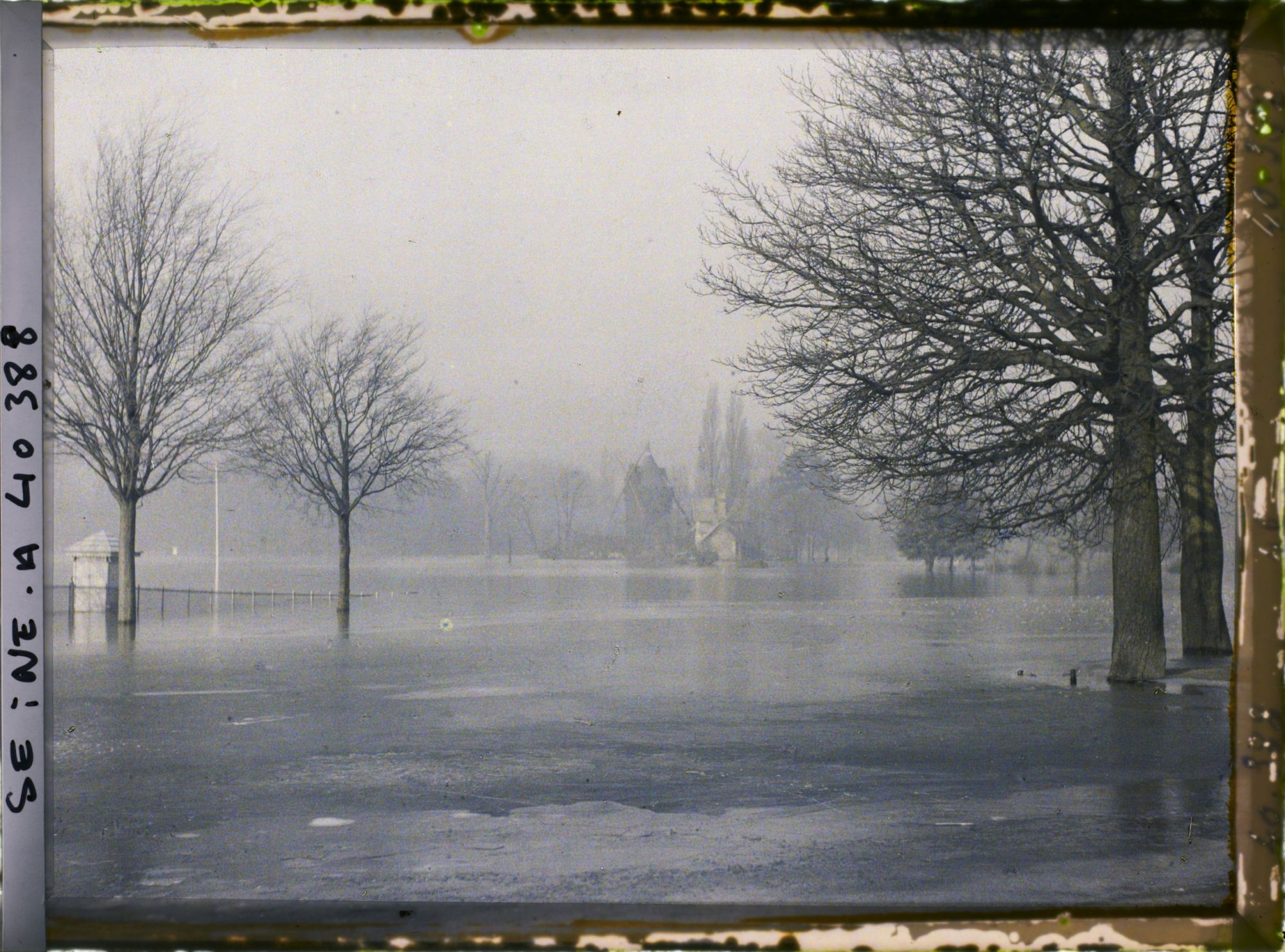 Image représentant Inondations au bois de Boulogne, le moulin de Longchamp