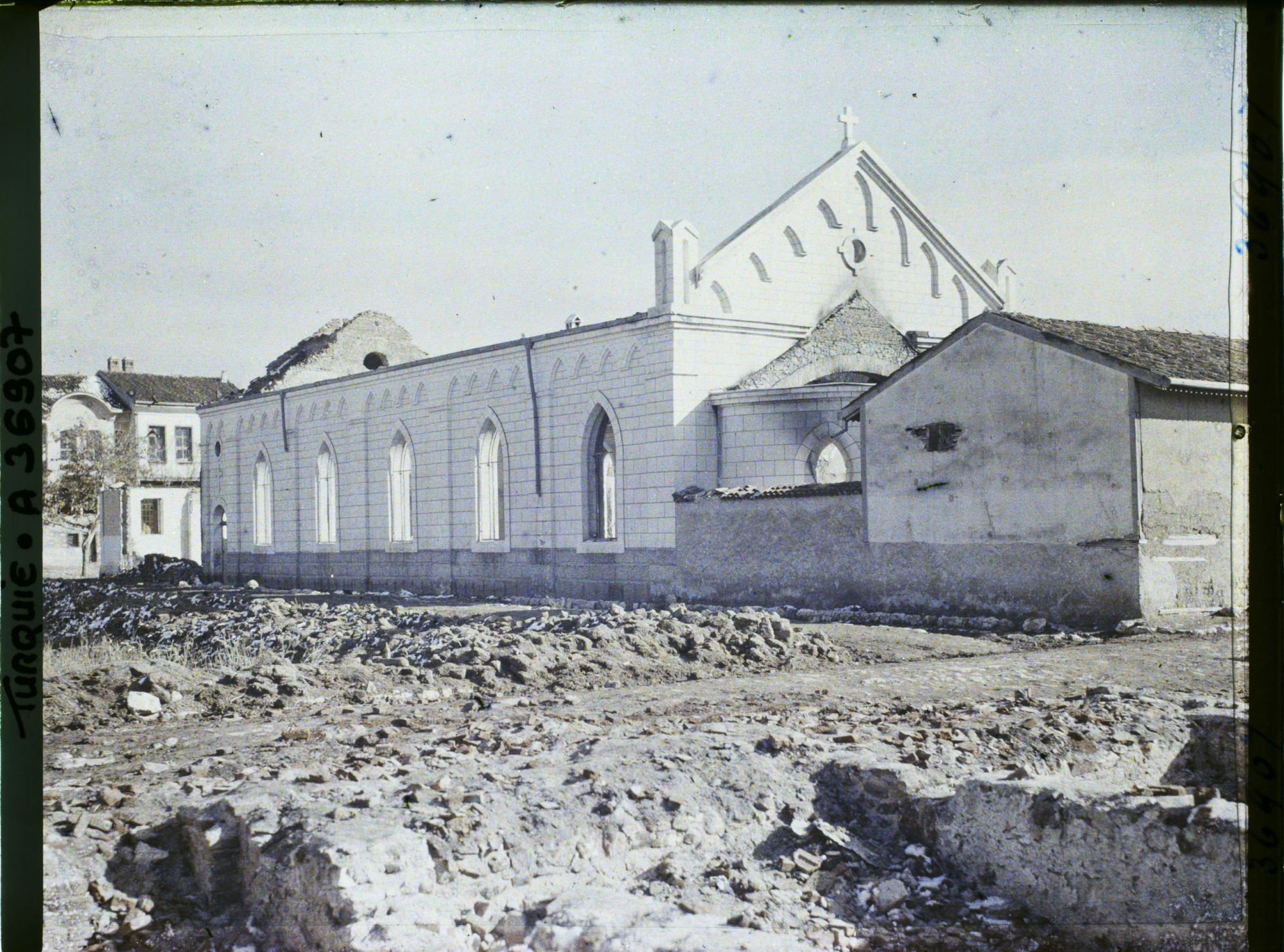 Image représentant Turquie, Eski-Ckehir, Ruines de l'Eglise Catholique