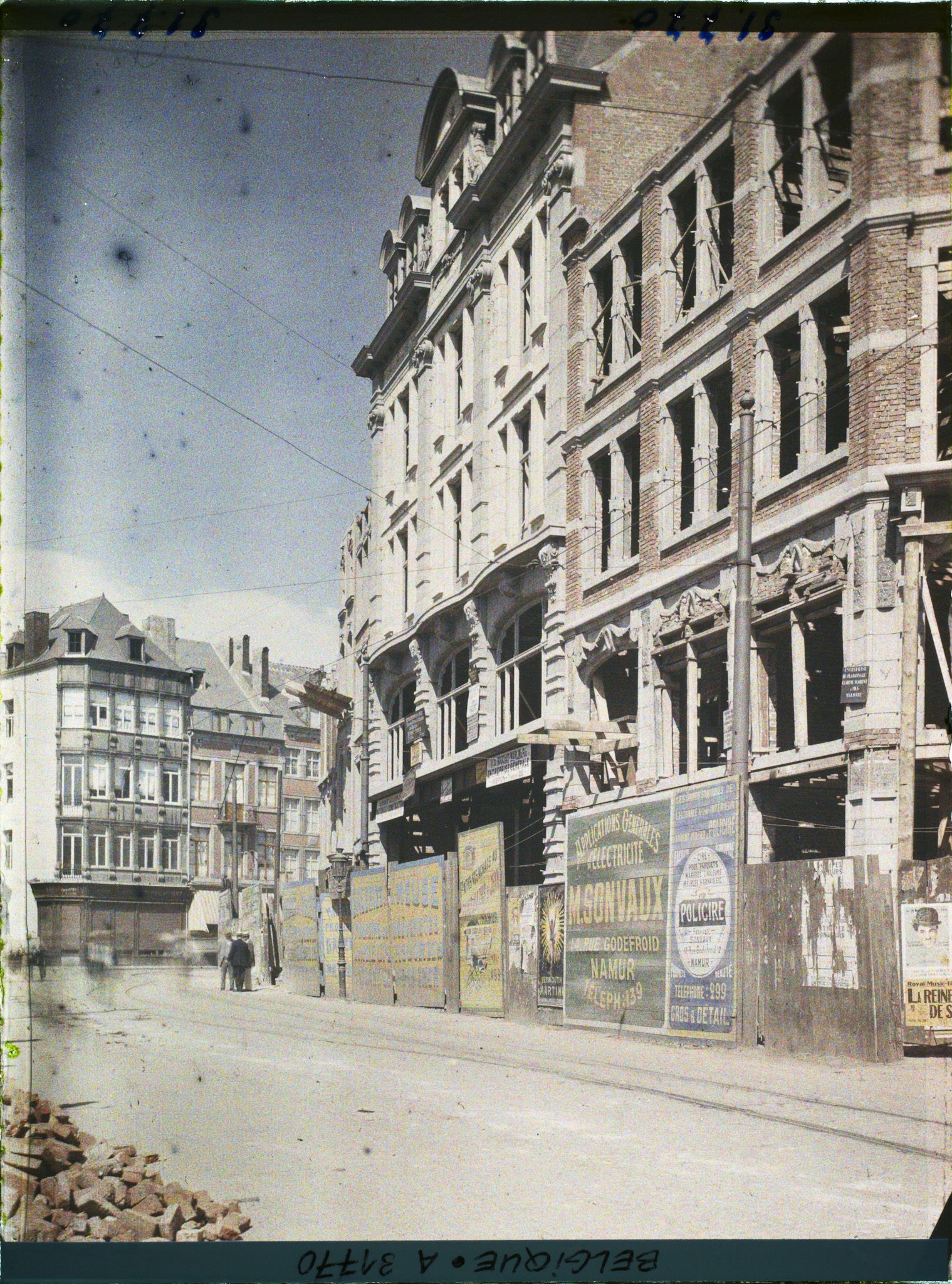 Image représentant Belgique, Namur, Reconstructions sur l' ancienne Place d'Armes