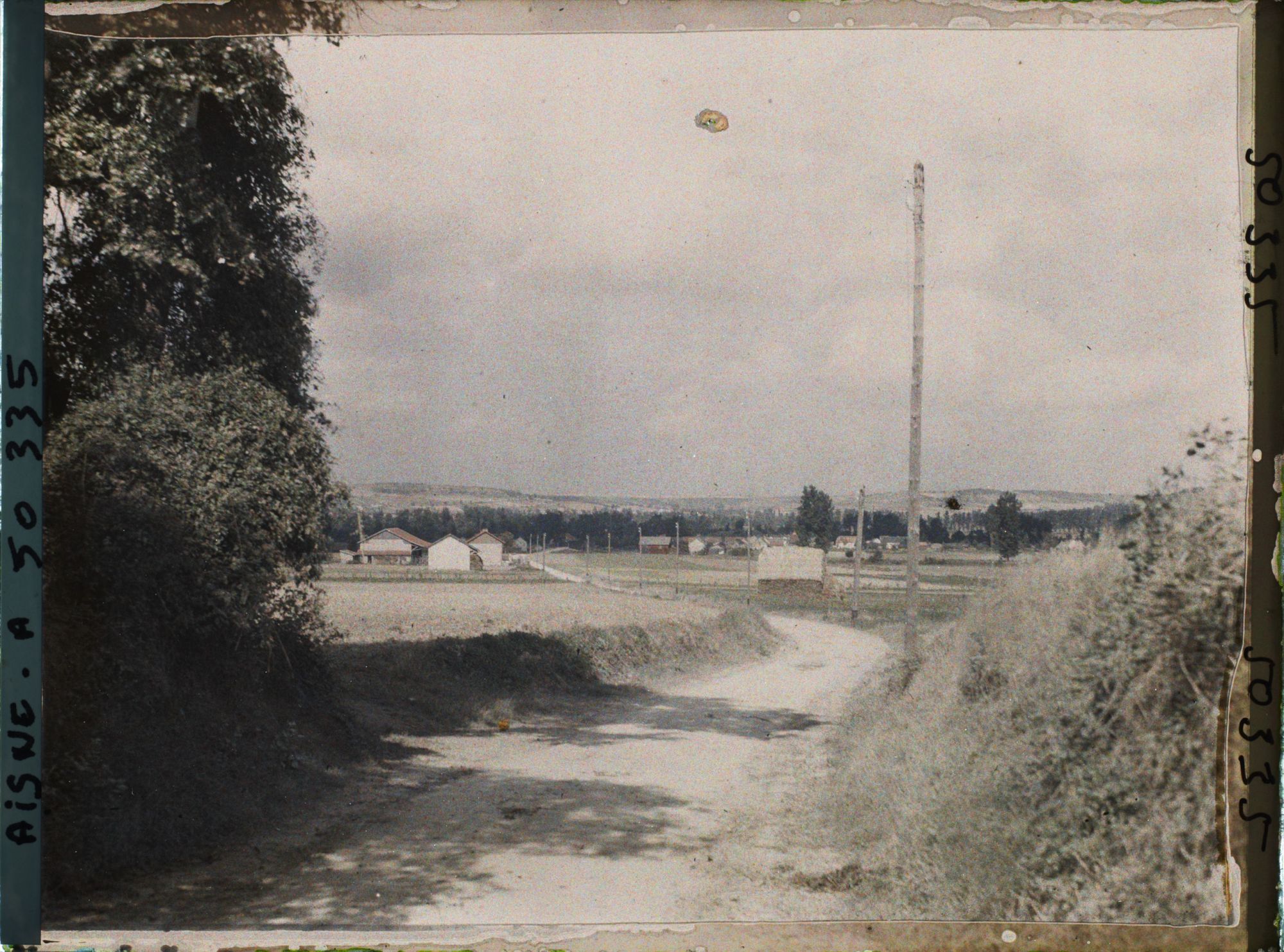 Image représentant France, Pont Arcy, Vue gle du village