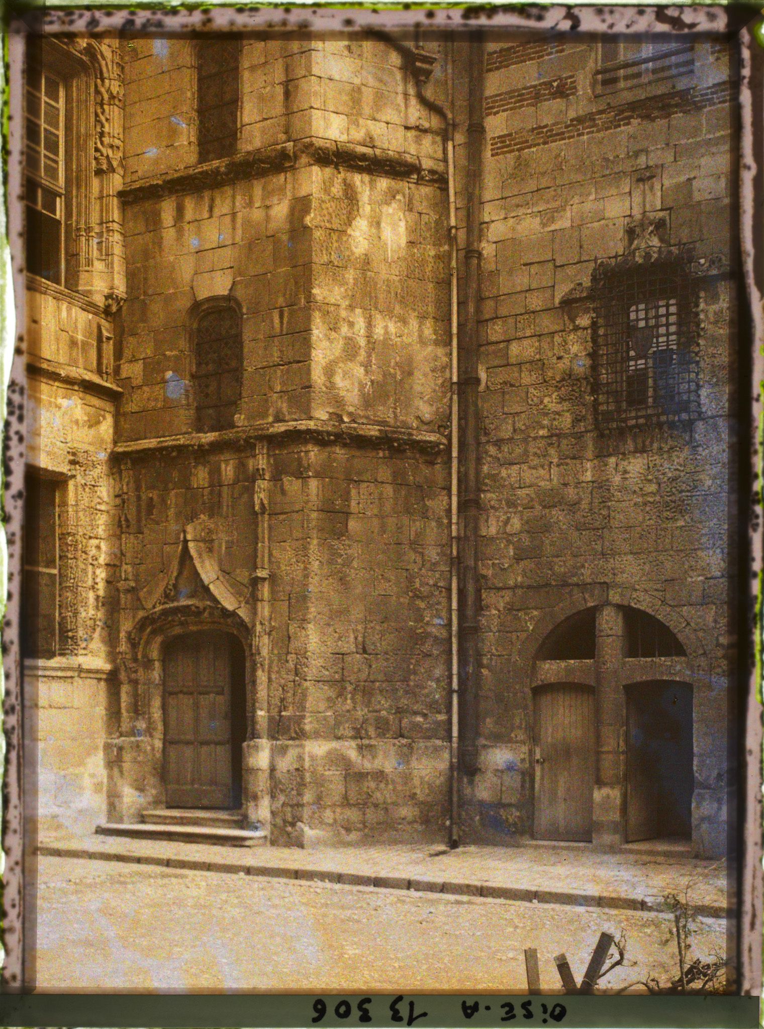 Image représentant France, Noyon, Hôtel de Ville (Intérieur)