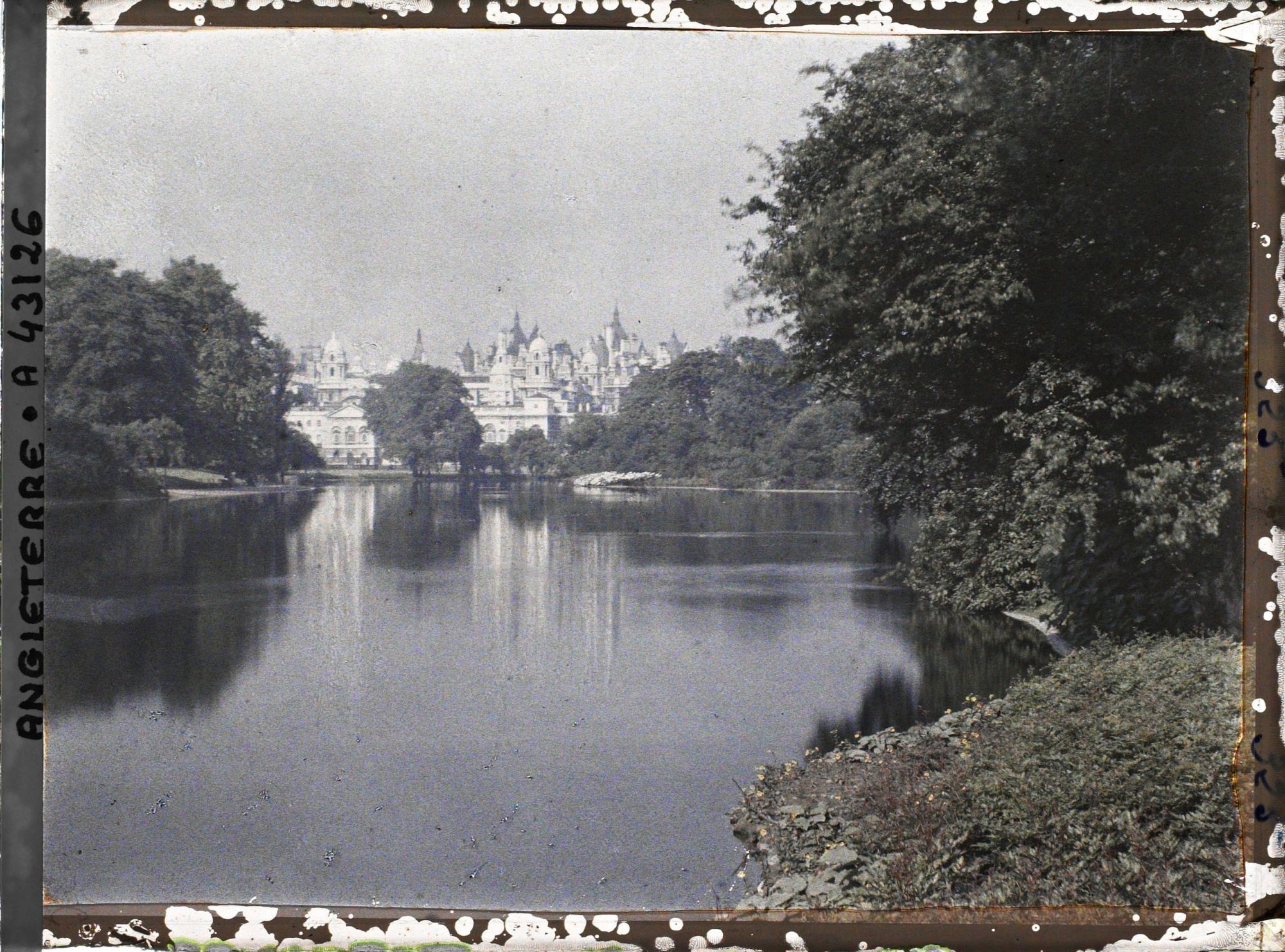 Image représentant Saint James parc et les horses guards